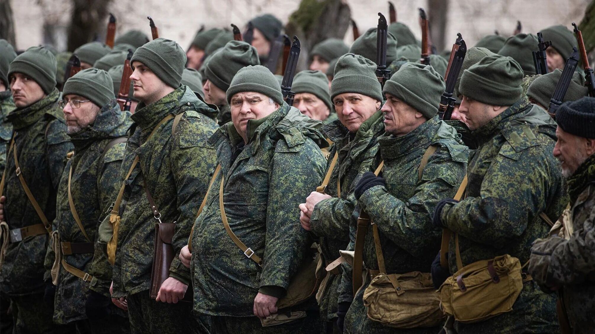 Забирают абсолютно всех, – Гайдай о 'частичной мобилизации' в Луганской области