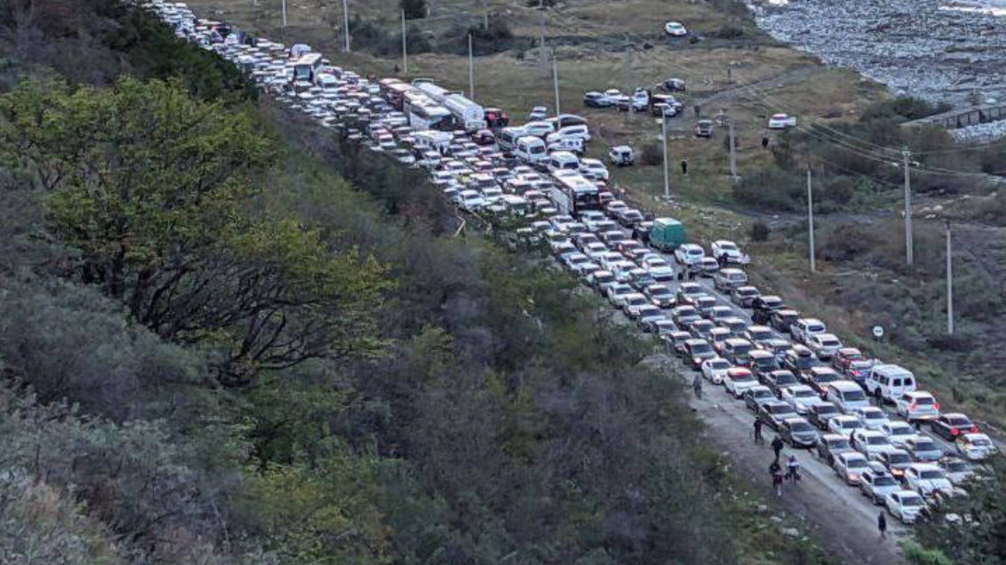 на кордоні росії з грузією вручають повістки