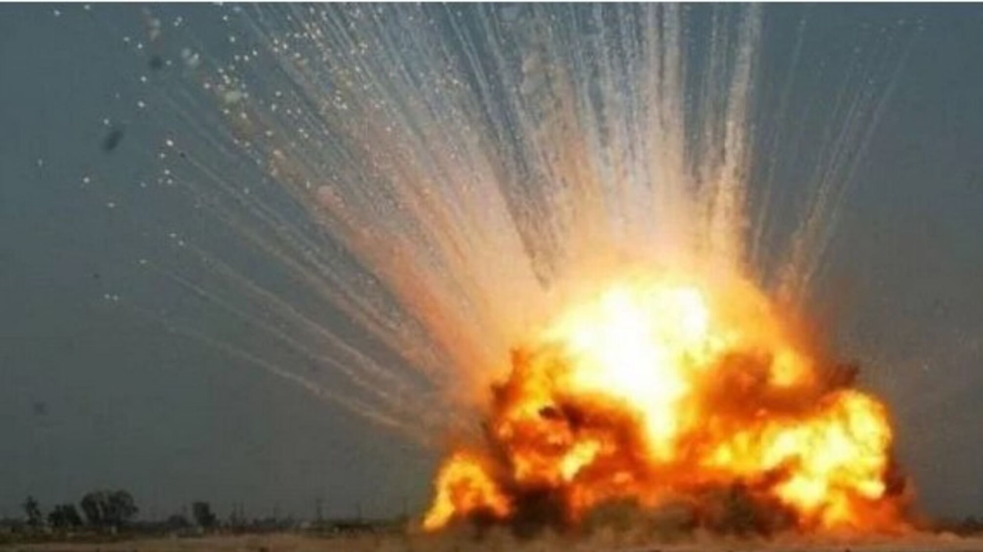 В Херсоне взорвался склад российских боеприпасов: пылает управление, являющееся собственностью гауляйтера Сальдо