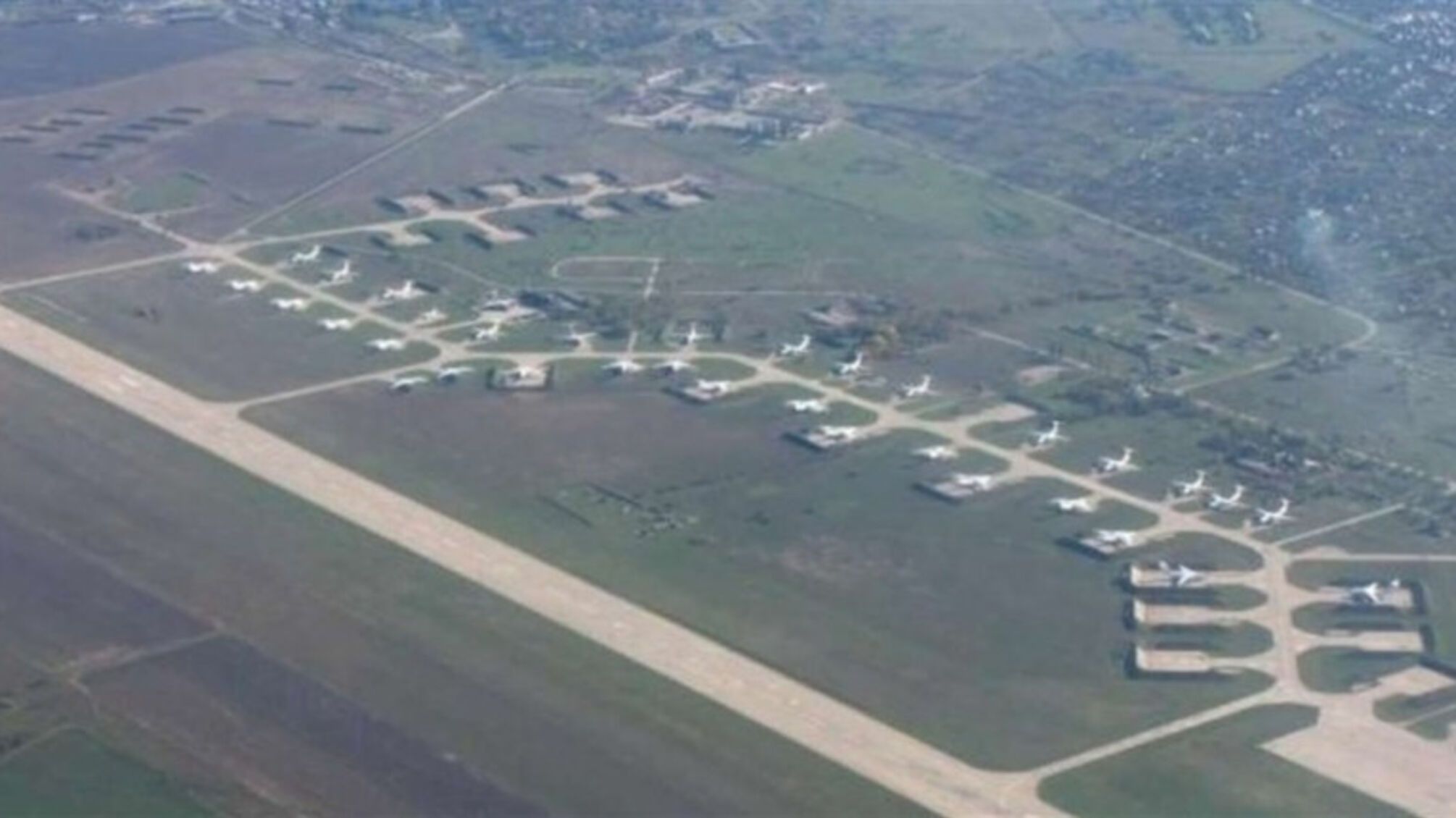 В Мелитополе оккупанты сдают на металлолом остатки собственных самолетов, – местные СМИ