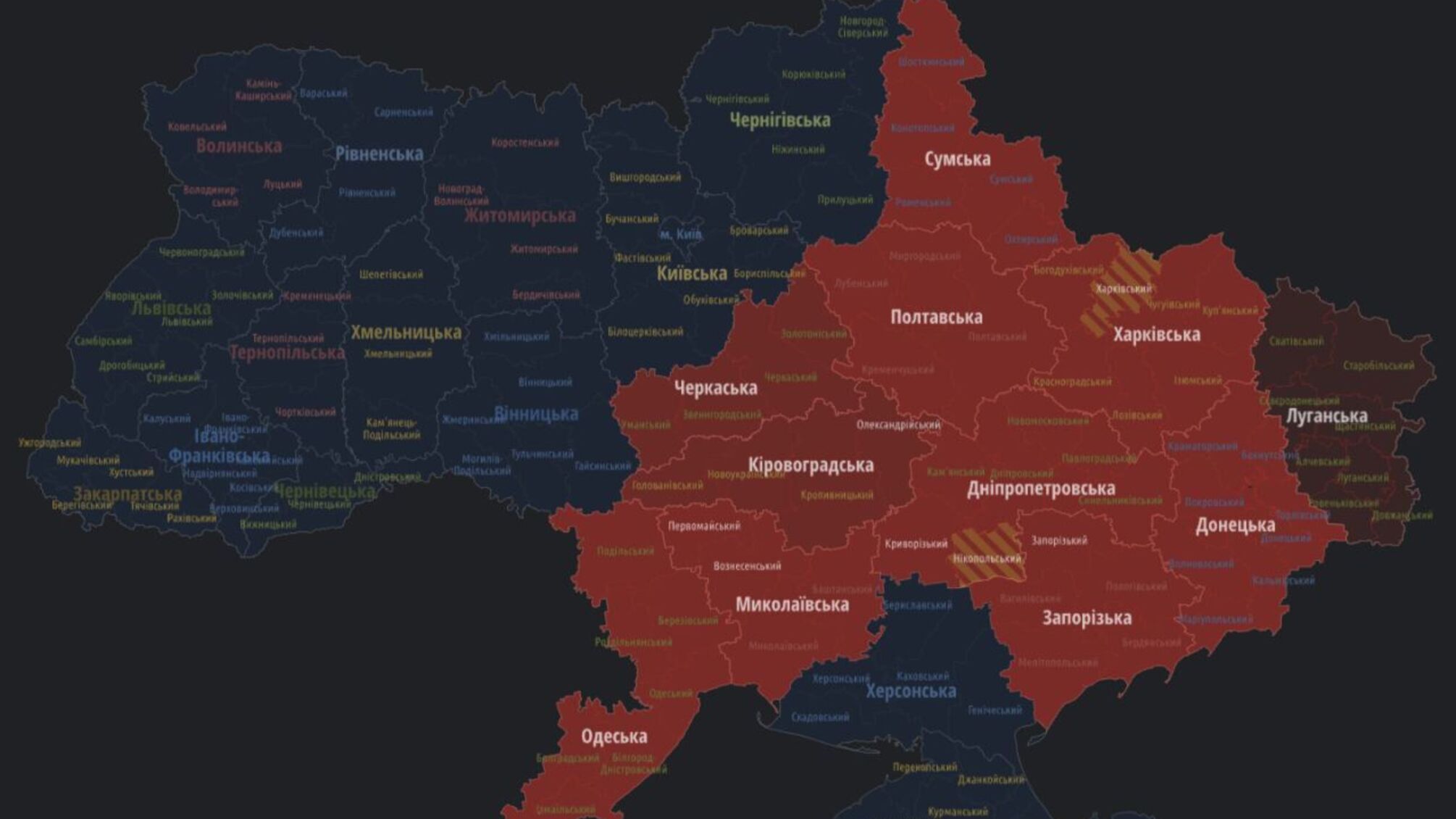 Воздушная тревога: в нескольких городах Украины одновременно отработала ПВО