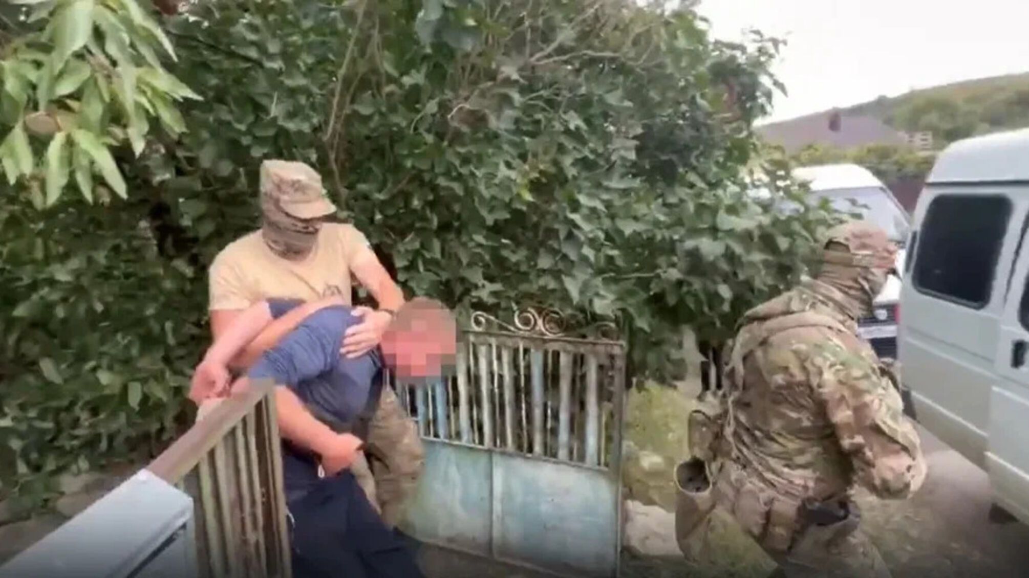 ФСБ задержала жителя Крыма, который угрожал расправой над российскими военными