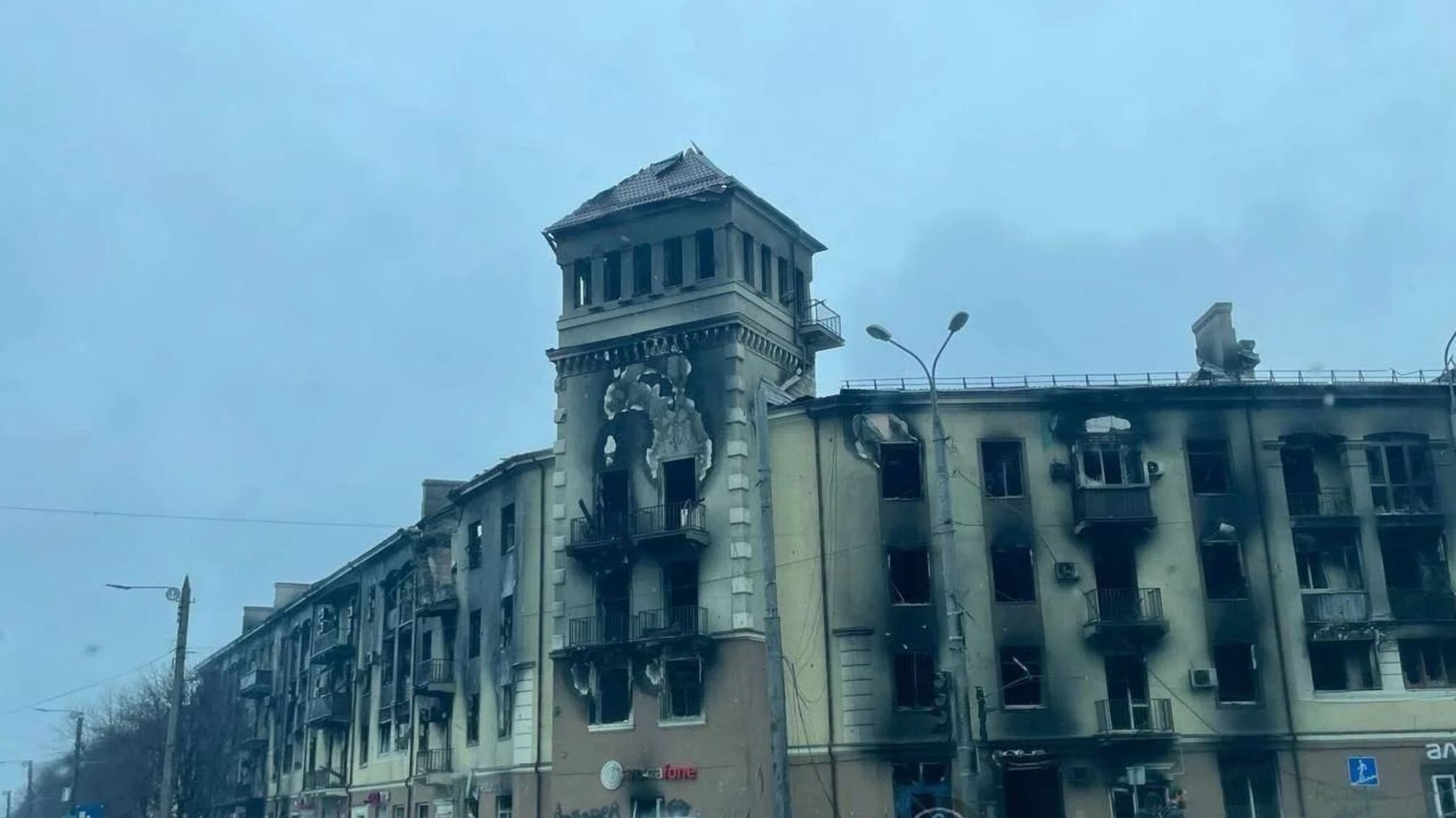 'Дом с часами' после того, как Мариуполь захватили россияне