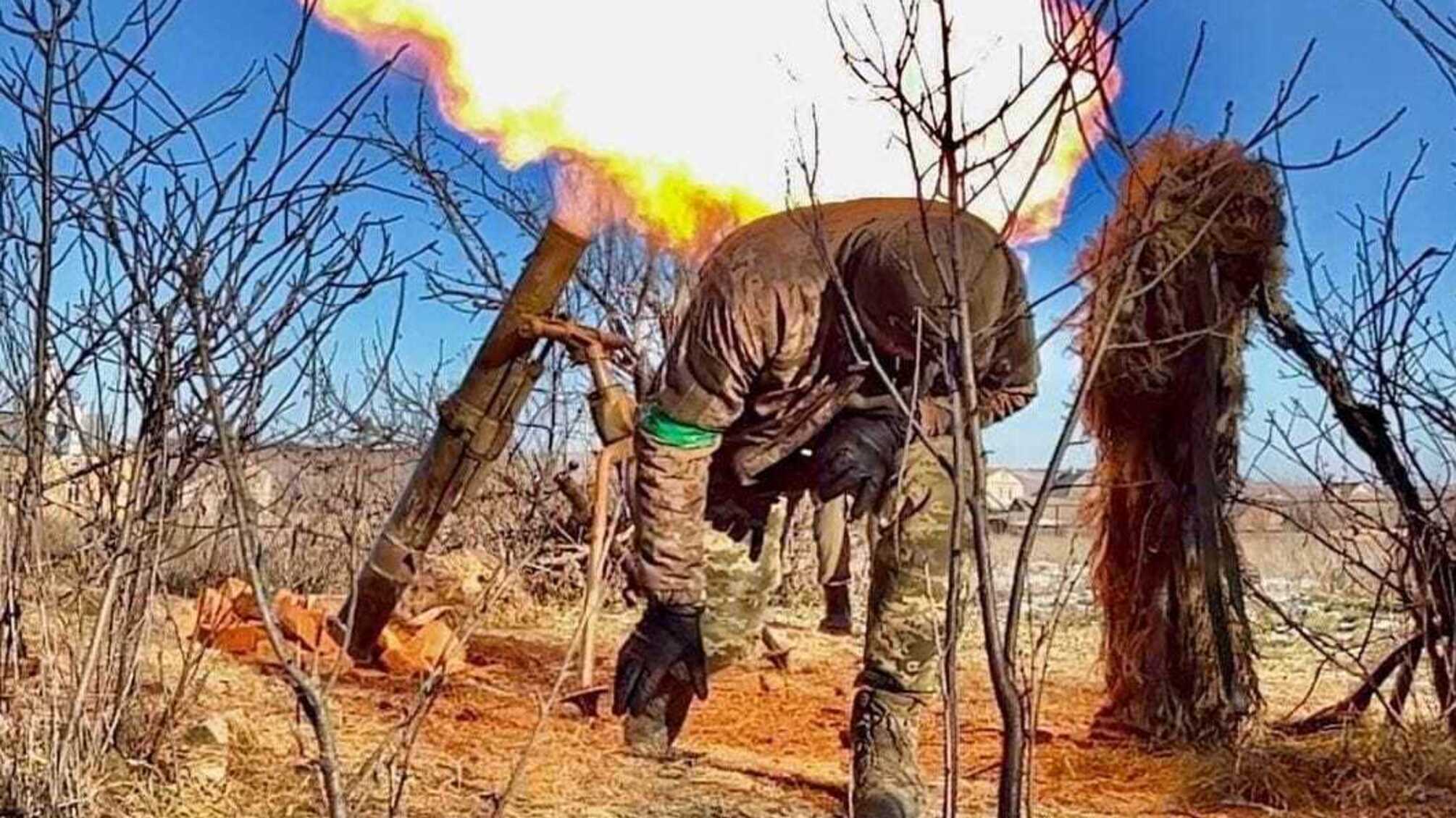 Минометчики 10-й ОГШБр продолжают профессионально и точно уничтожать штурмовые группы врага в районе Соледара