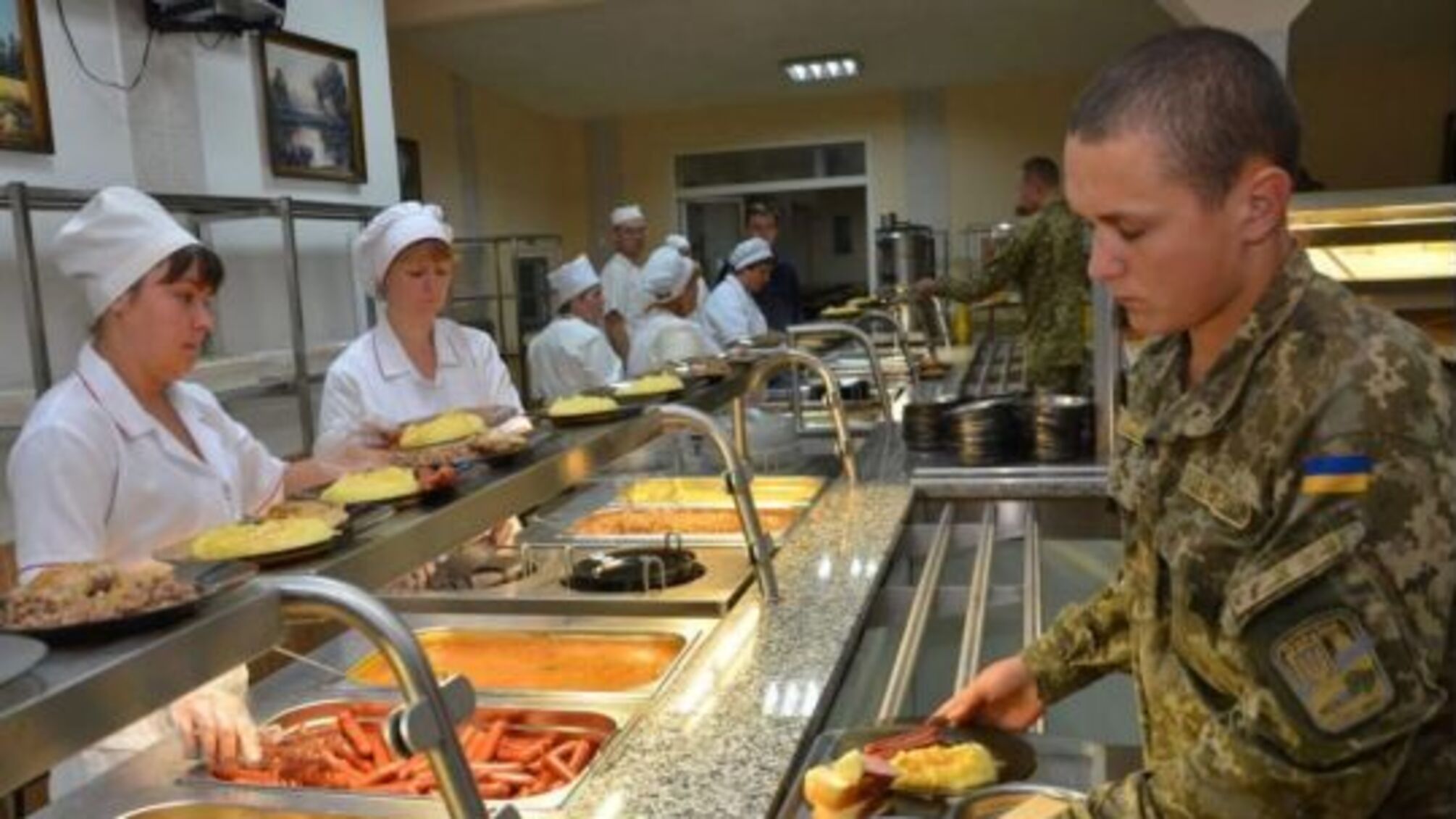 Військовим змінять меню