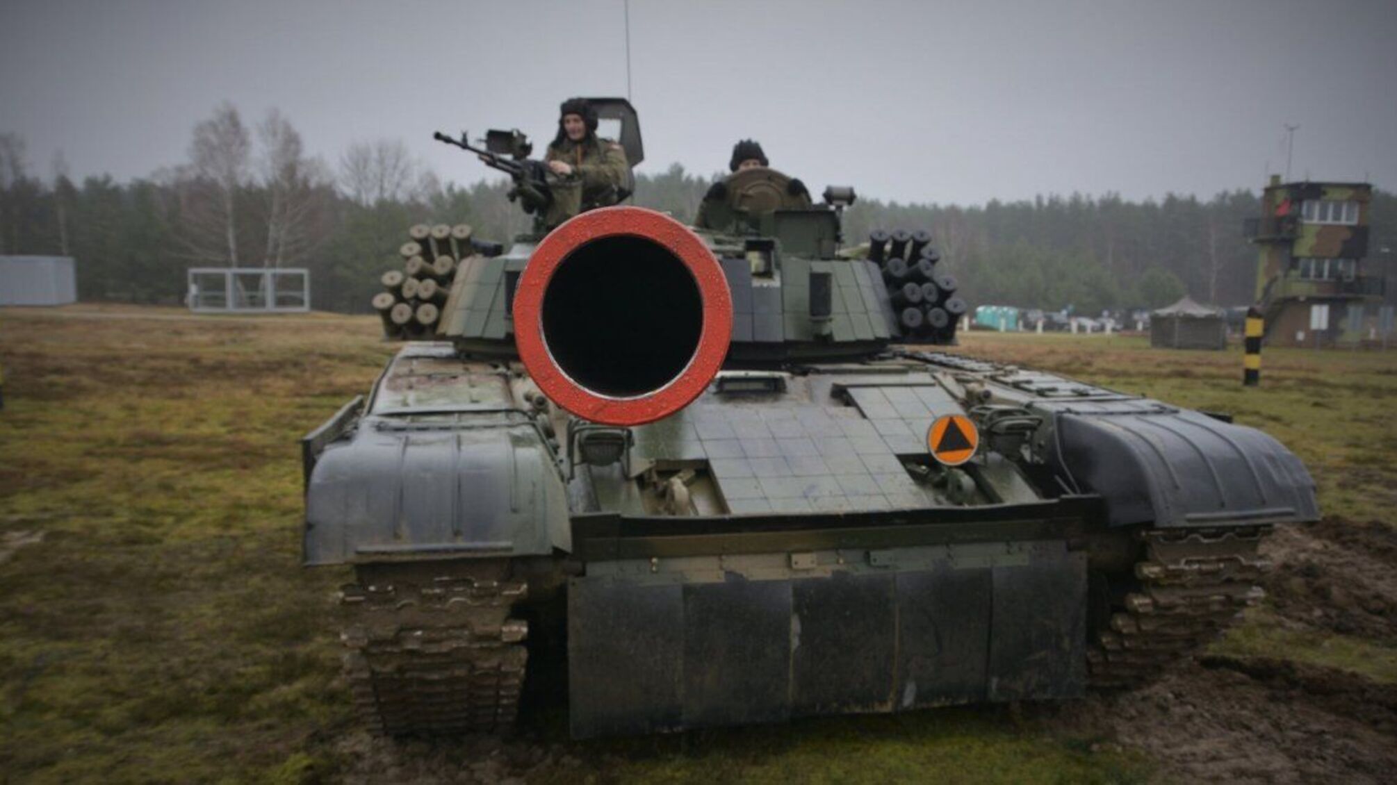 Польща додатково посилить Збройні Сили України 60 танками РТ-9