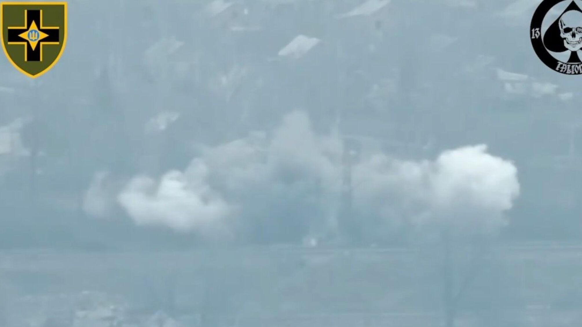 Украинские пушкари без устали уничтожают оккупантов: впечатляющее видео с Бахмутского направления