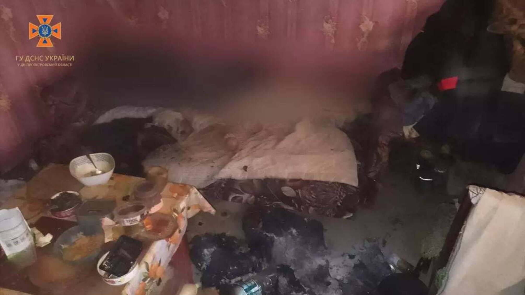 У Дніпрі загорівся житловий будинок: внаслідок пожежі загинув 51-річний чоловік