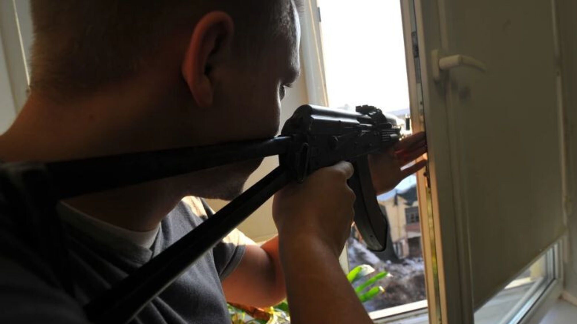 Сбивал дрона пистолетом с балкона: в столице состоялся суд над киевлянином