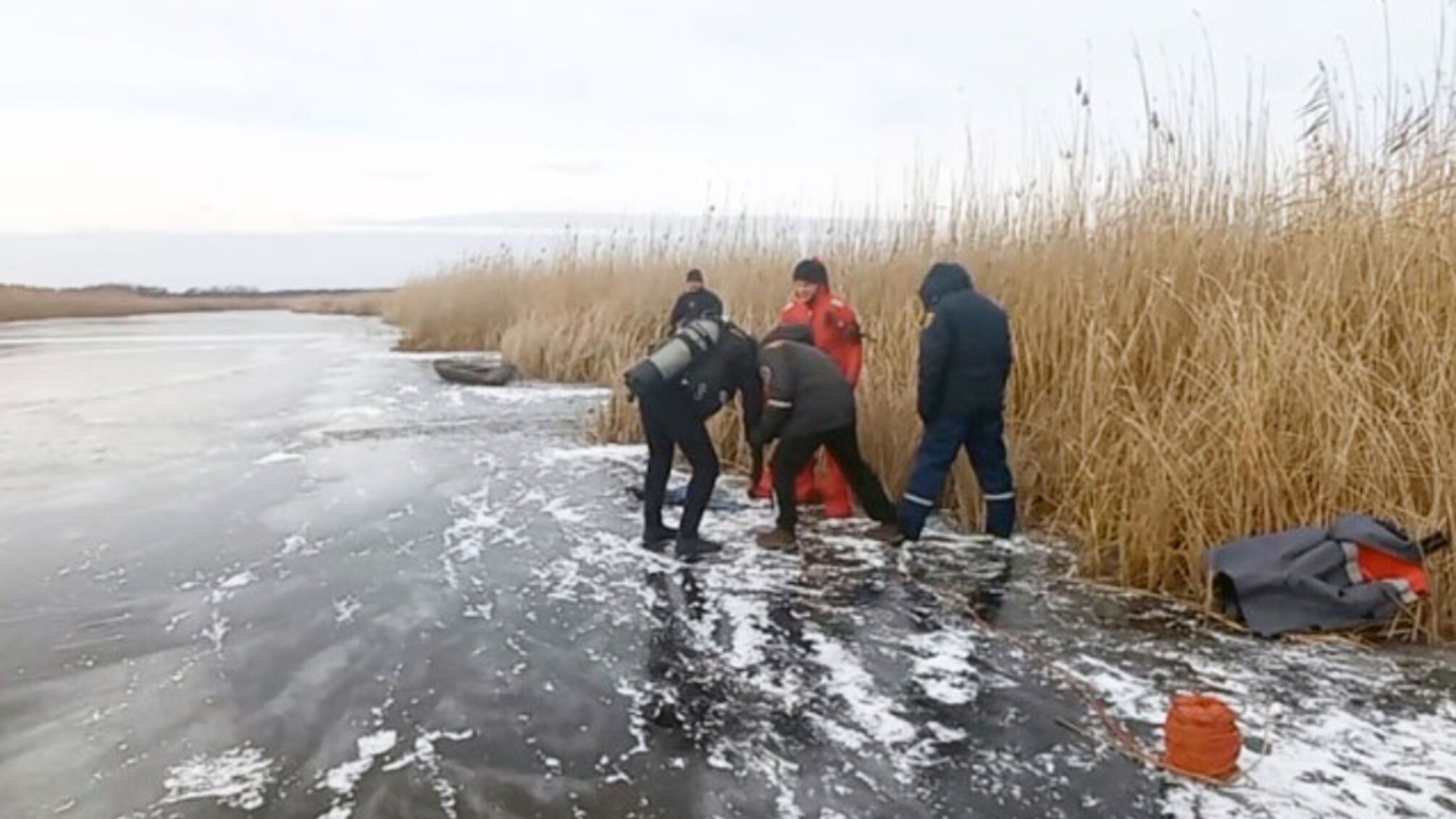 Трагедія на Київщині: чоловік провалився під лід і загинув