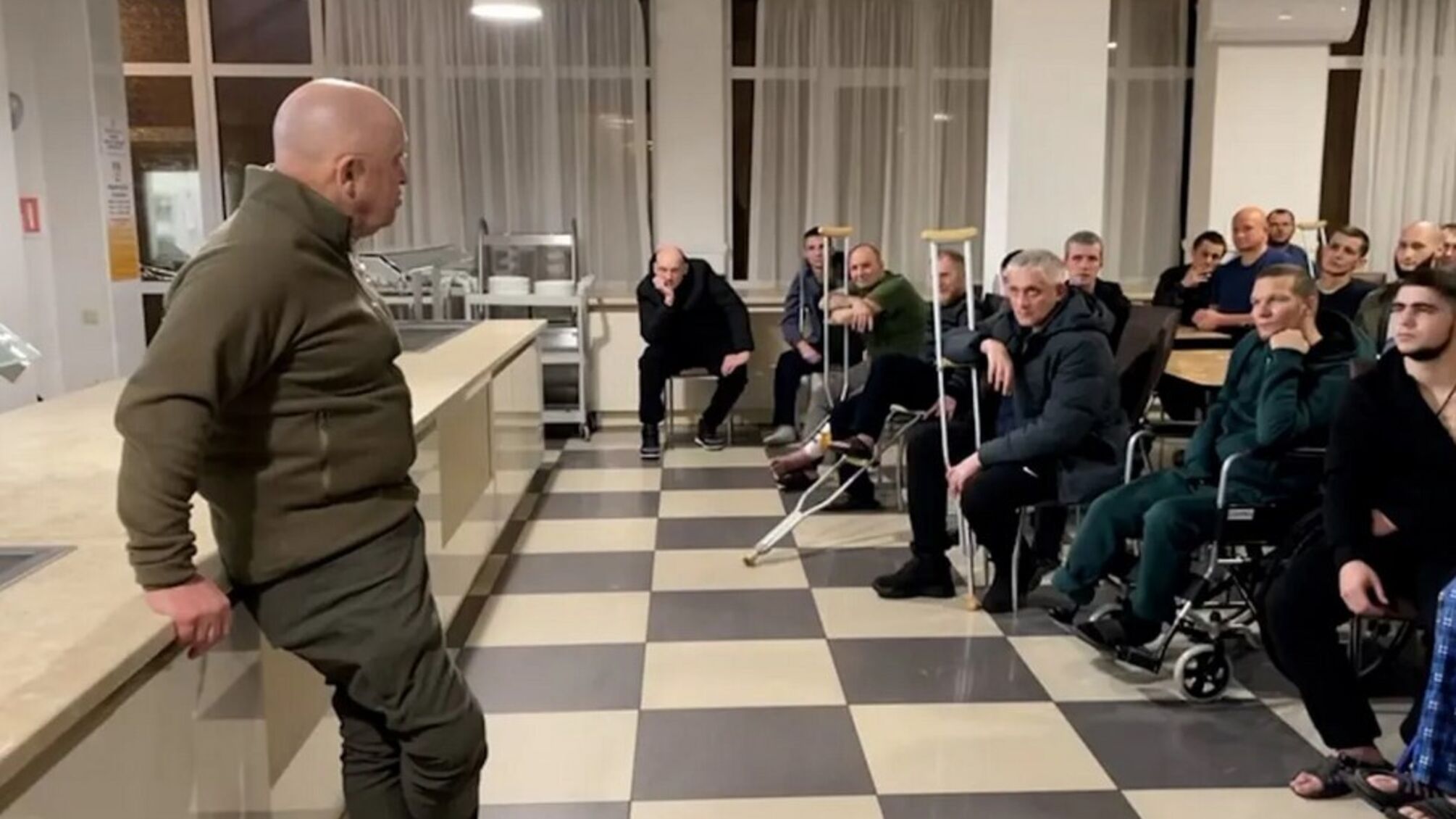 Пригожин пообещал свободу заключенному, который убил свою бабушку