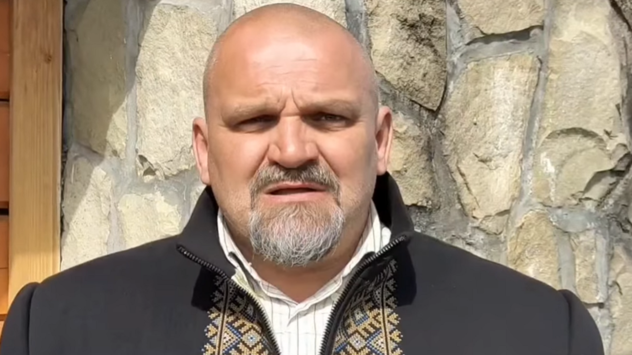 'Со скандалом': Василий Вирастюк после 15 лет брака расстается с женой