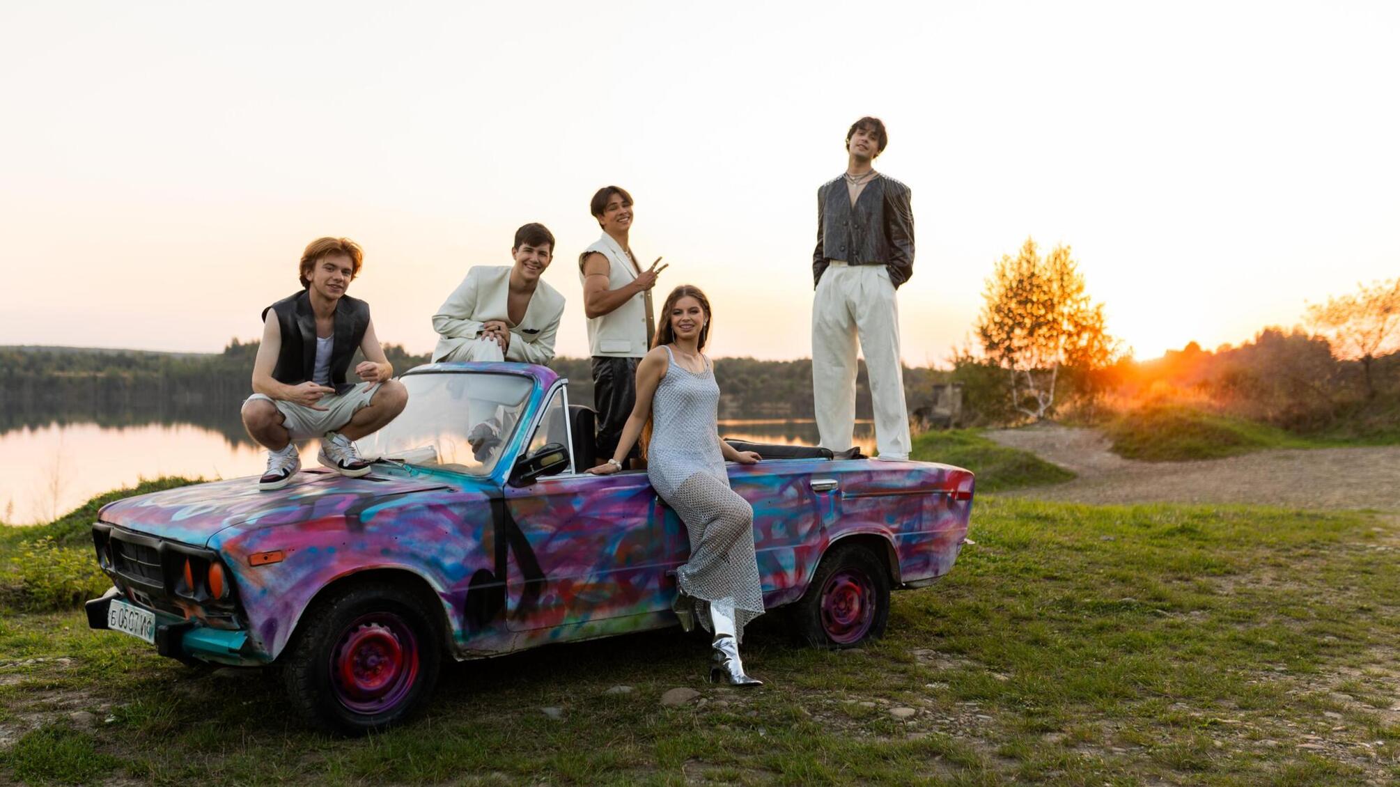 Молодежный бэнд 7TEEN'S представит новую композицию