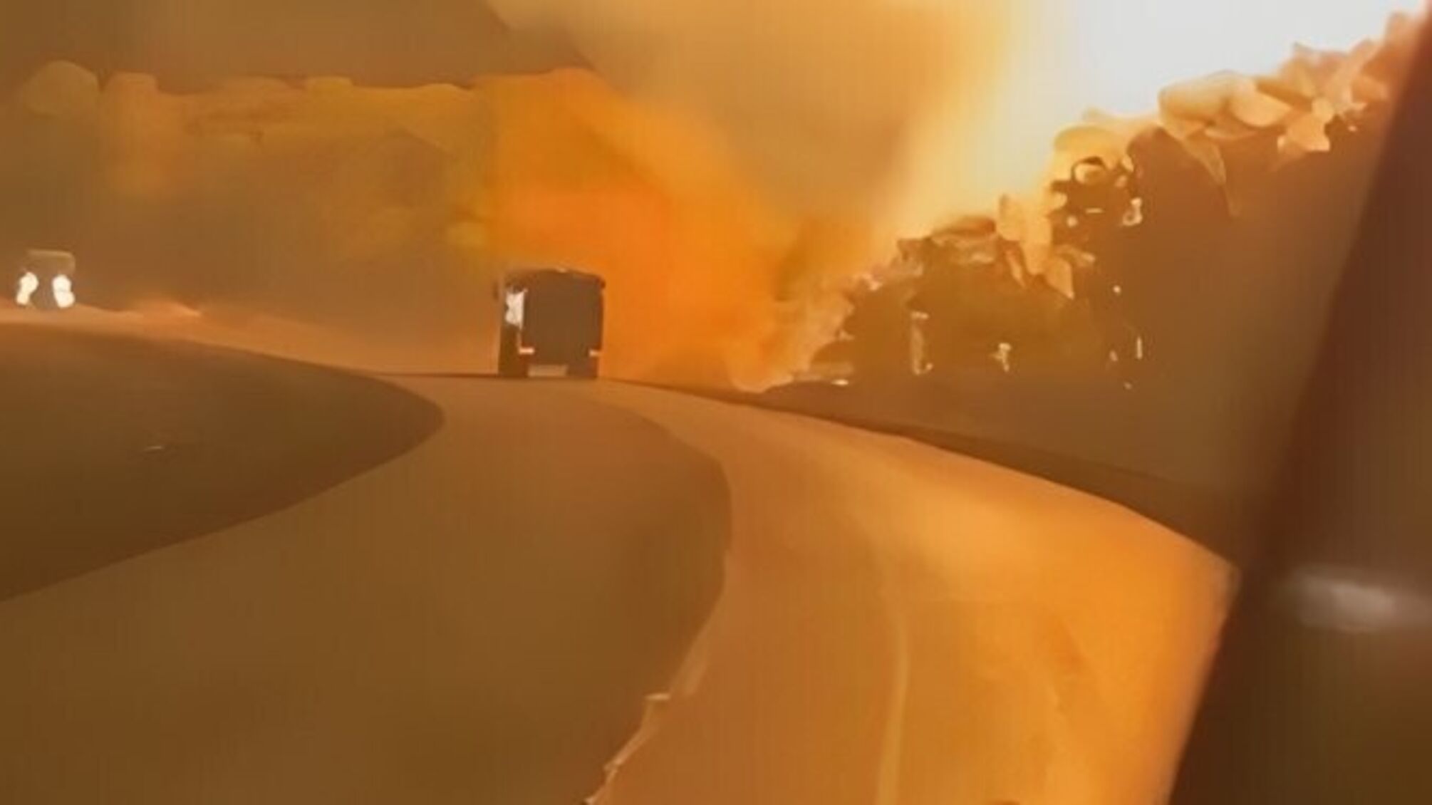 Біля окупованого Іловайська сталася масштабна пожежа на газопроводі