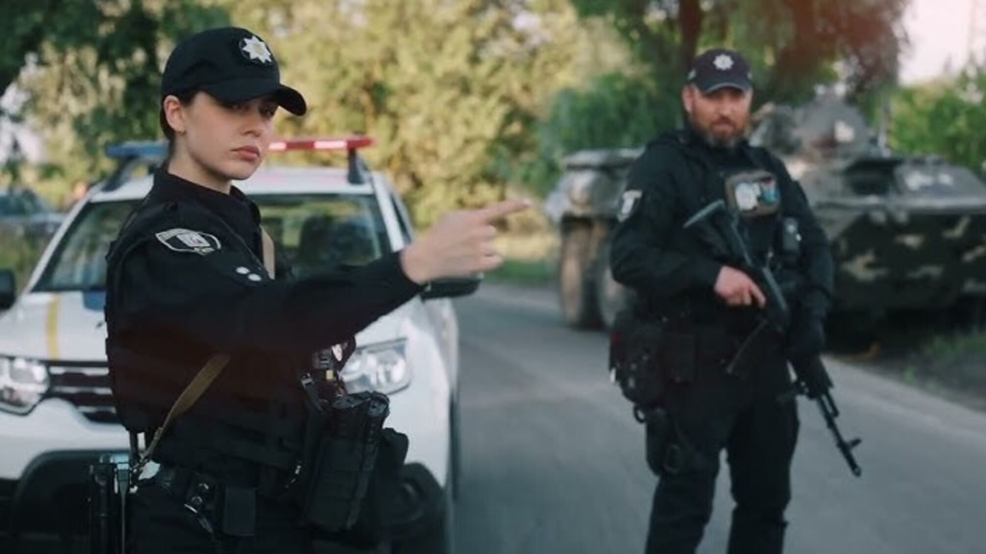 В Киеве двое мужчин начали самовольное строительство базы отдыха на прибрежном участке