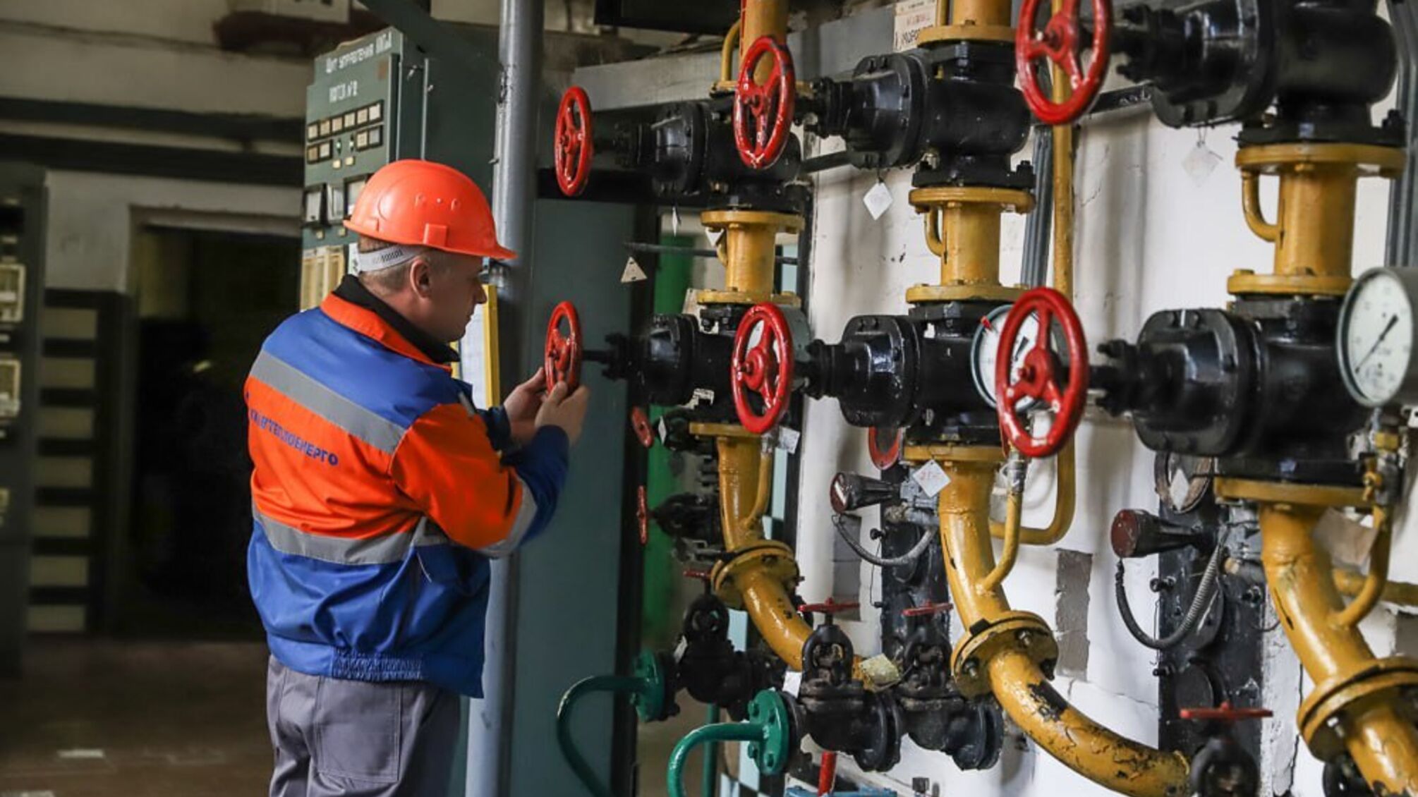 Киев начал отопительный сезон, чтобы обеспечить киевлянам тепло в условиях ухудшения погоды