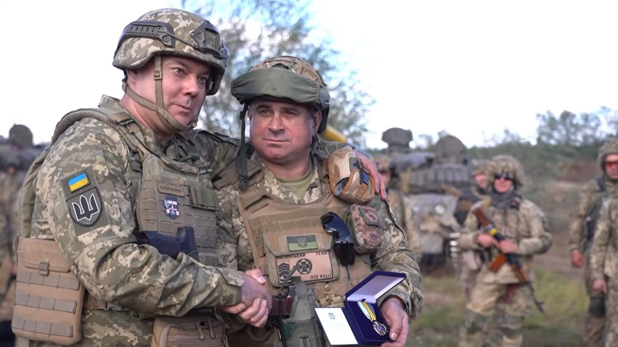 Генерал Наев отметил главного сержанта ВСУ Александра Косинского