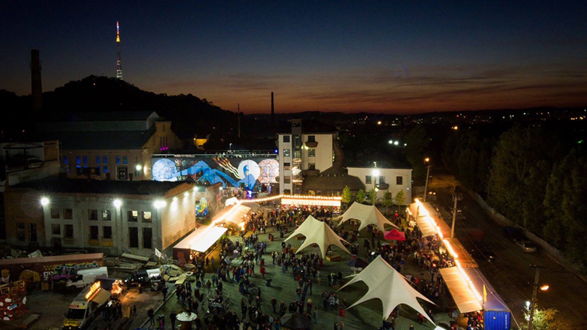 БЕБ та СБУ проводять обшуки у львівському FESTrepublic