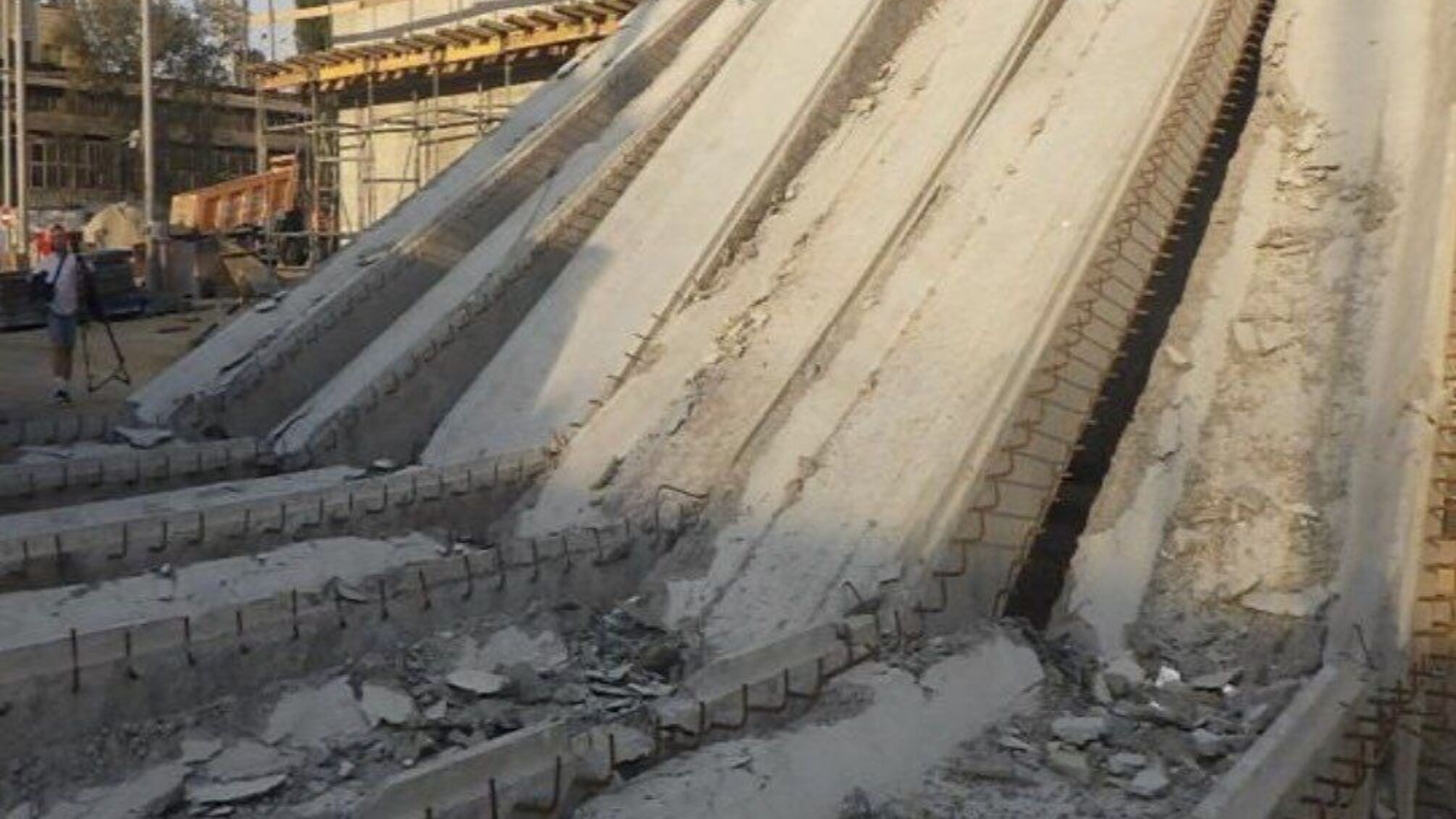 Причины падения моста будут устанавливать следователи