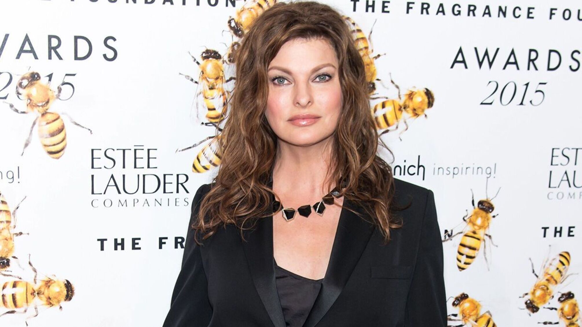 Лінда Євангеліста розповіла про зміну модельної індустрії та свою ненависть до ретушування