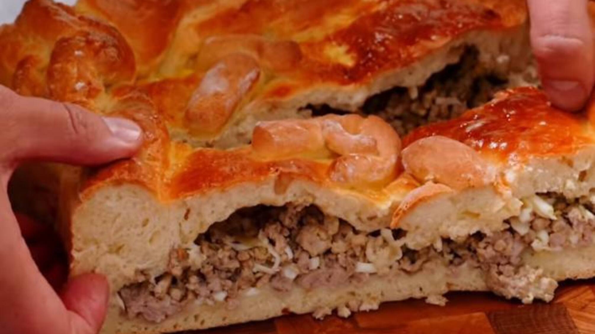 пирог с мясом