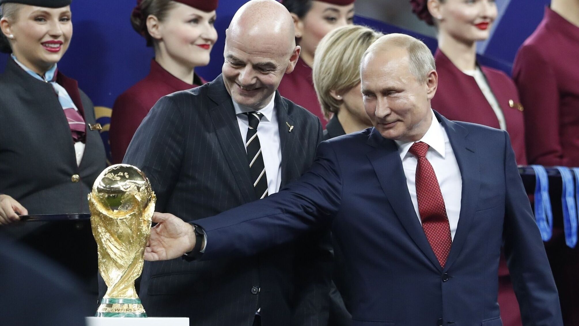 FIFA разрешила участвовать в международных соревнованиях юным российским спортсменам