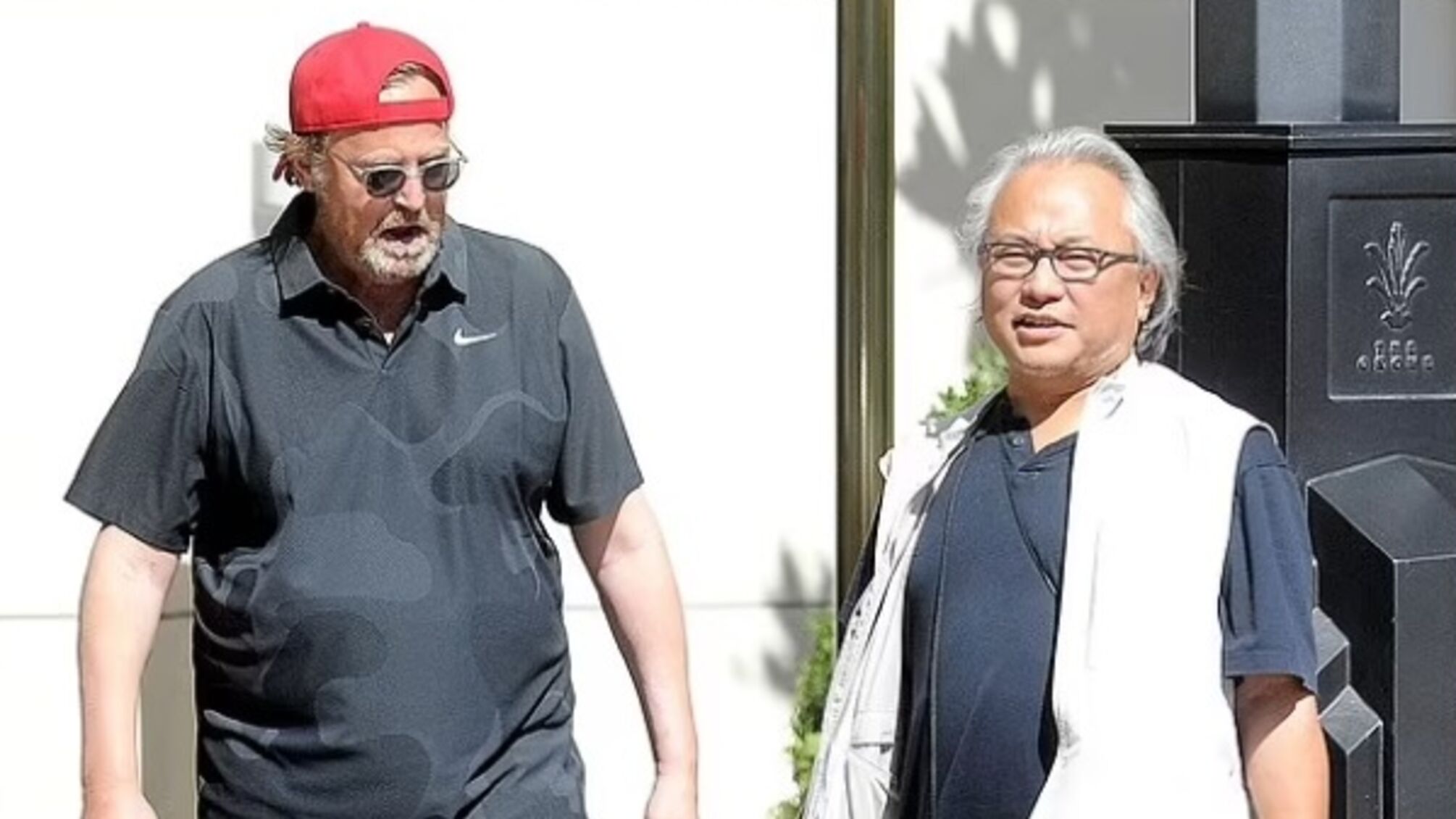 Івамаса, який допомагав вести справи Перрі більше 25 років, міг виявити його тіло 28 жовтня