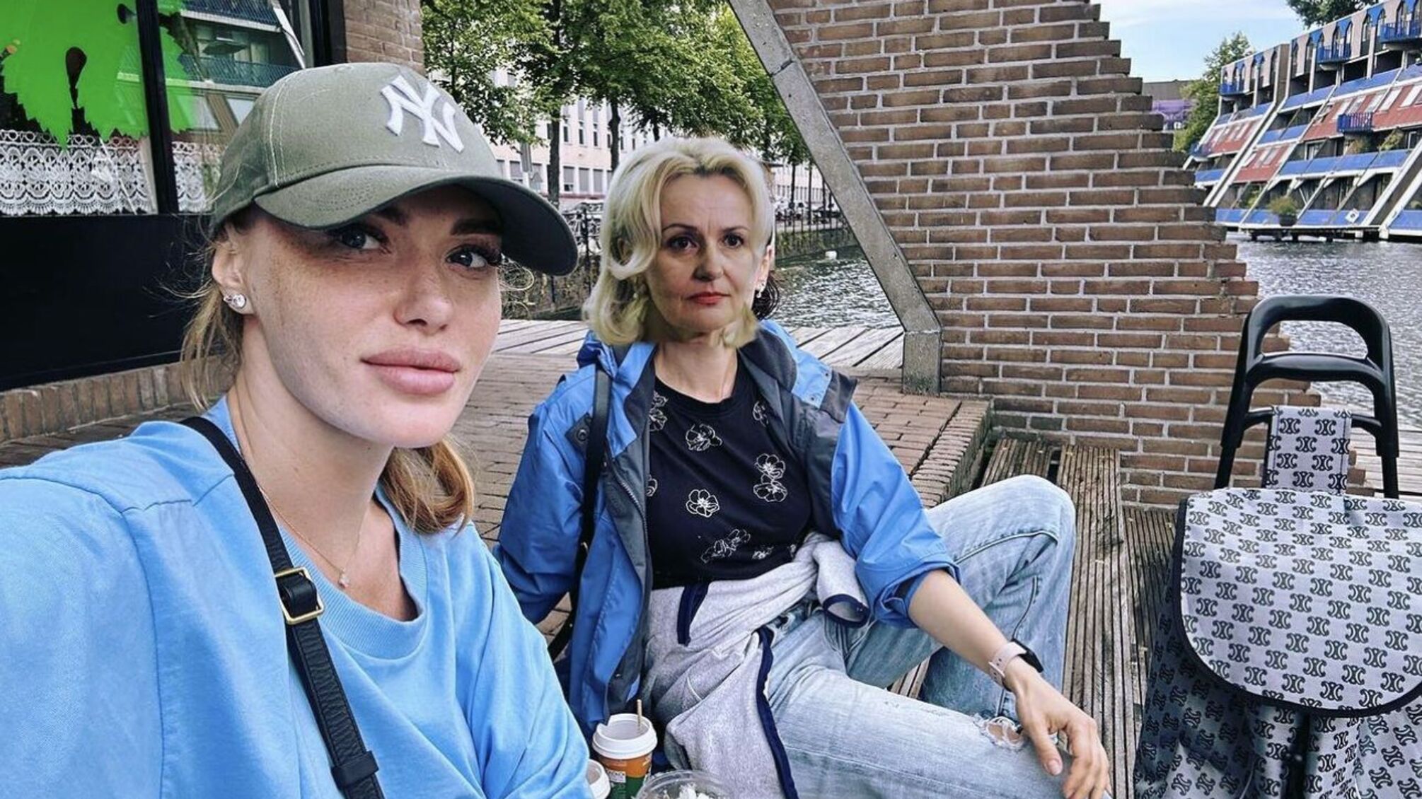 Слава Камінська