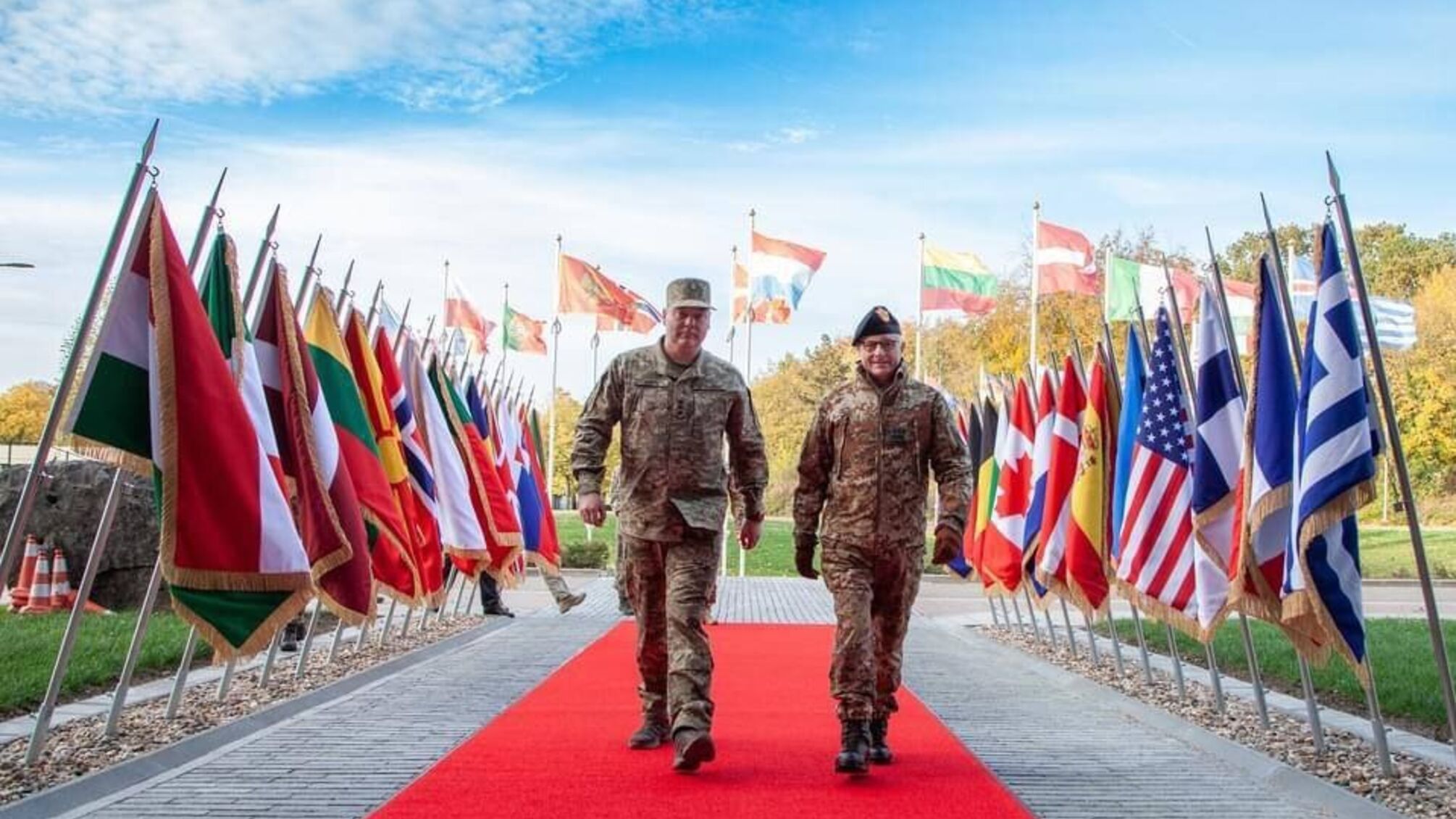 Генерал-лейтенант Сергей Наев в НАТО говорил об укреплении взаимопонимания и совместимости