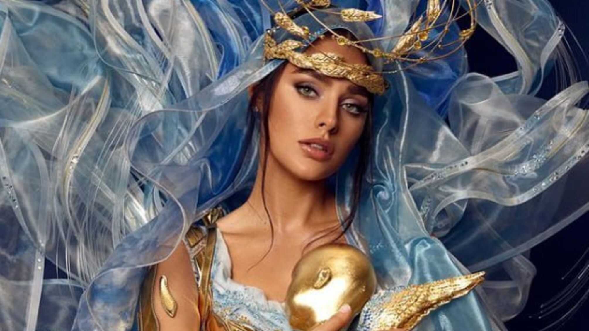 Ангеліна Усанова представить унікальний костюм 'Берегині Матері' на 'Міс Всесвіт 2023' у Сальвадорі