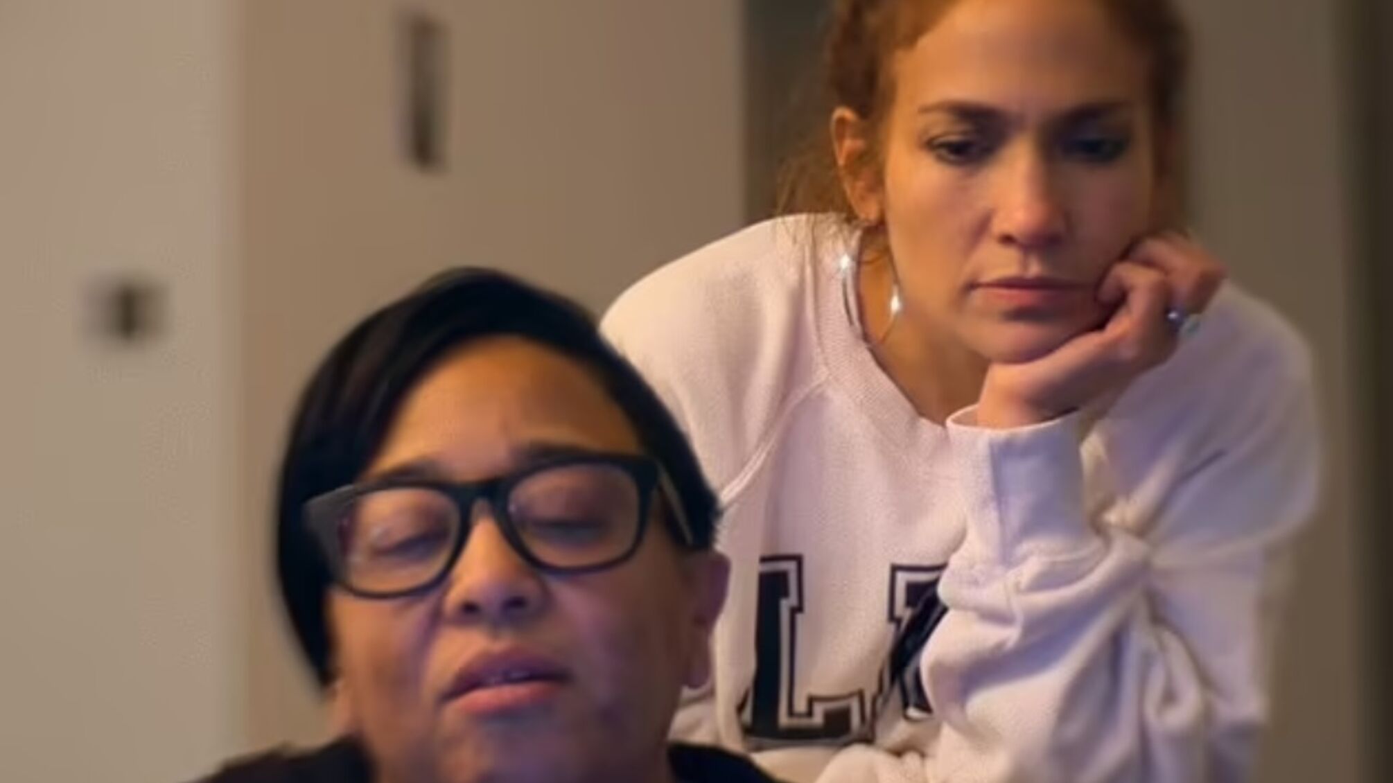 Кім Берс заявила, що 54-річна Дженніфер 'заслужила право' насолоджуватися статусом 'діви'