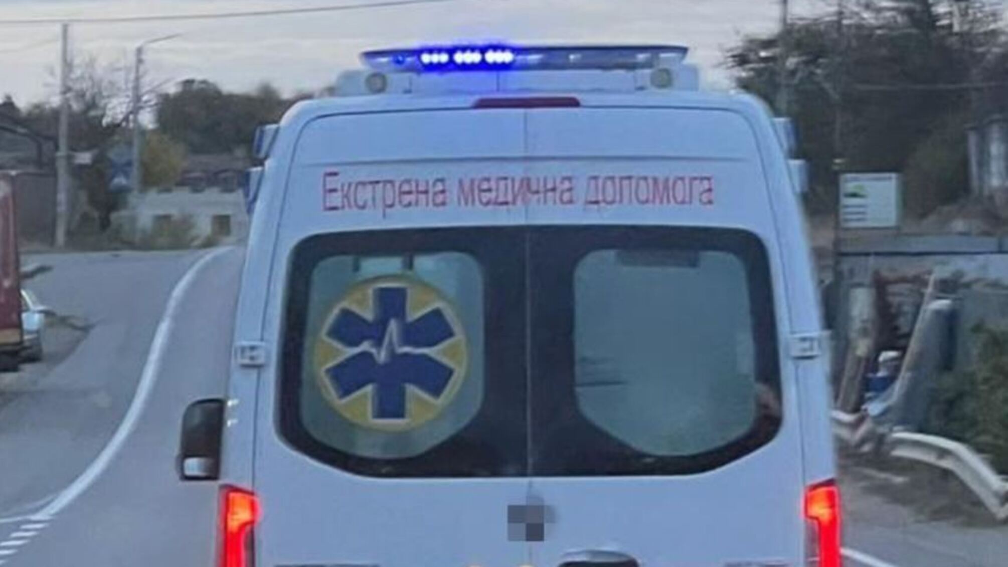 Злочинне угруповання використовувало медичні авто для перевезення ухилянтів через кордон