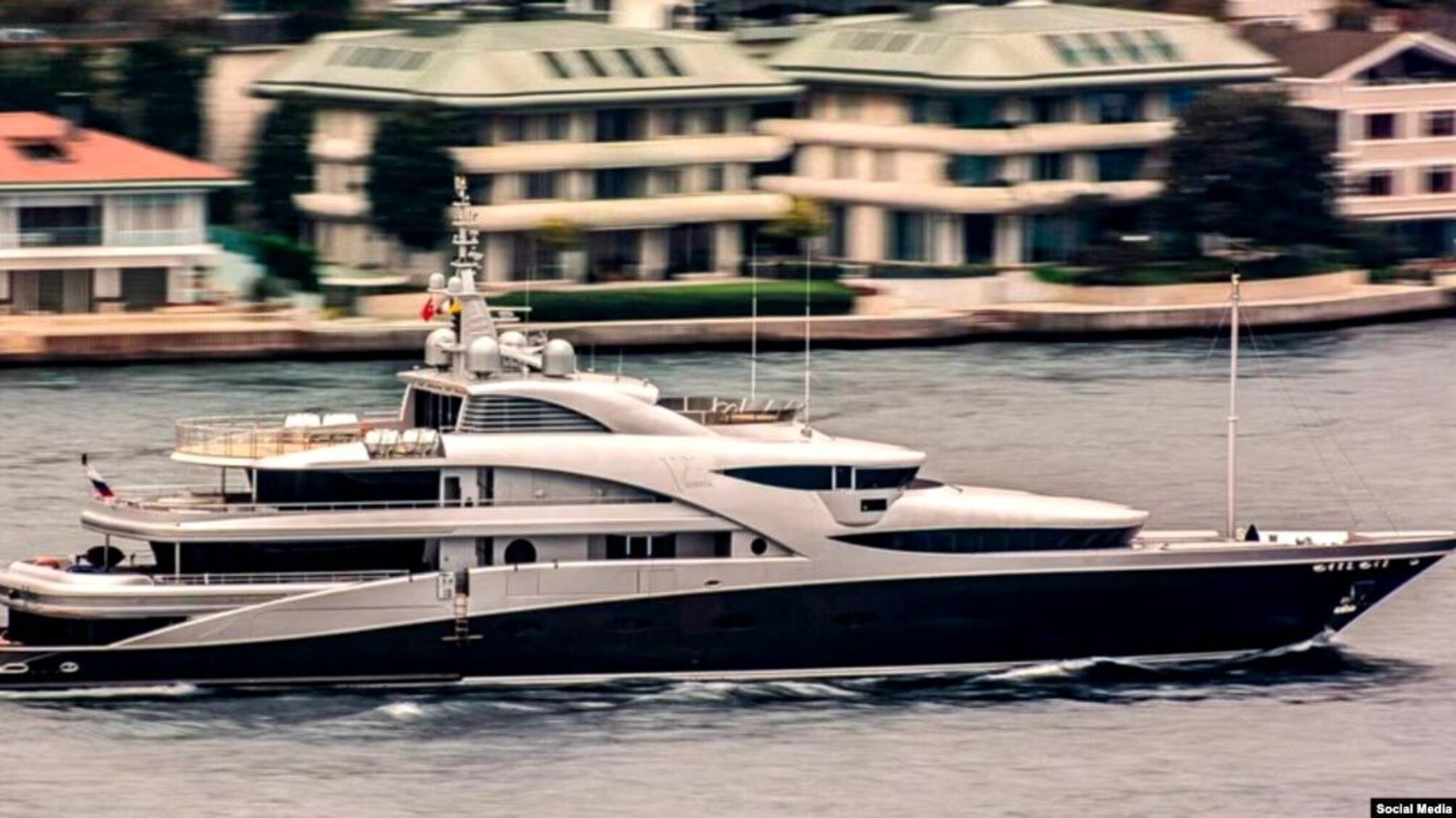 71-метрова яхта Victoria диктатора путіна