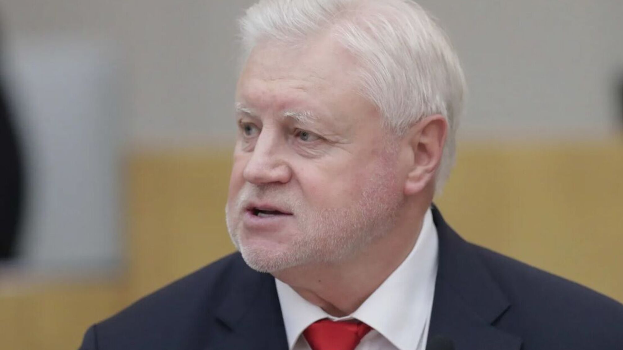 Российский политик усыновил ребенка, похищенного из Украины