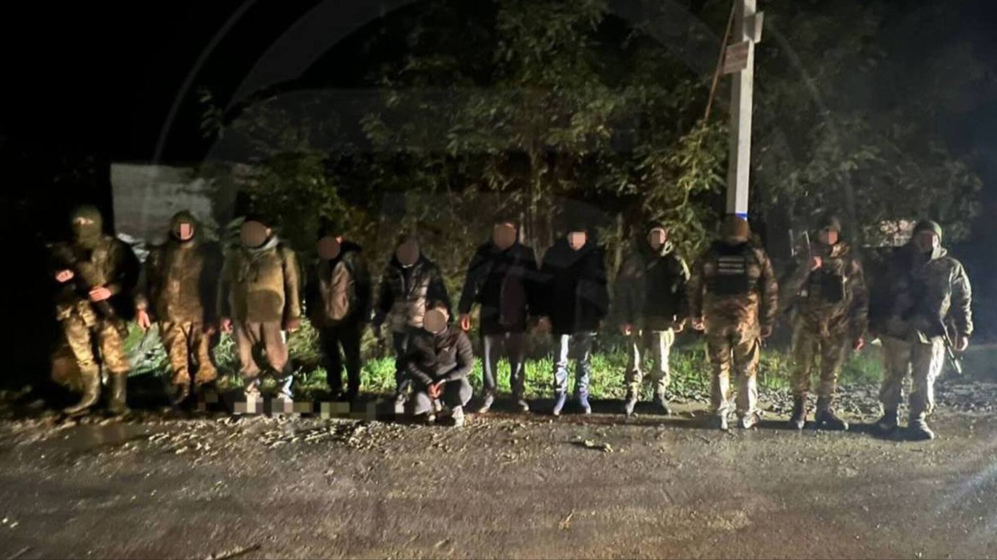 Пʼятеро українців хотіли незаконно перетнути кордон