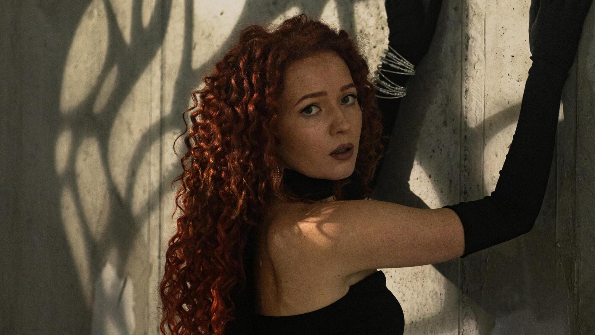 Співачка YAGODA розповіла про власні абʼюзивні стосунки