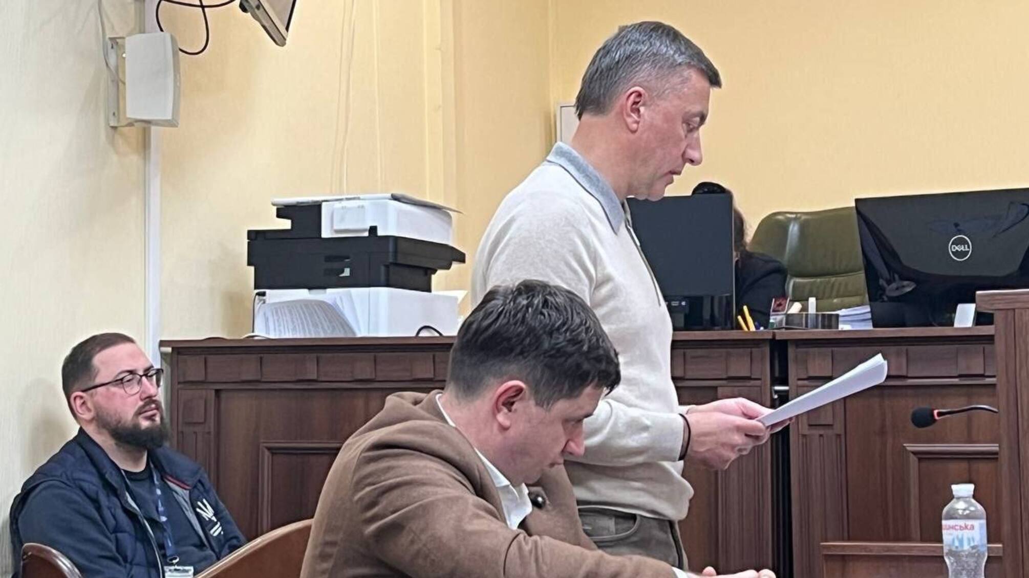 Нардеп від 'За майбутнє' відправлений під варту з альтернативою внесення застави у 40 млн грн