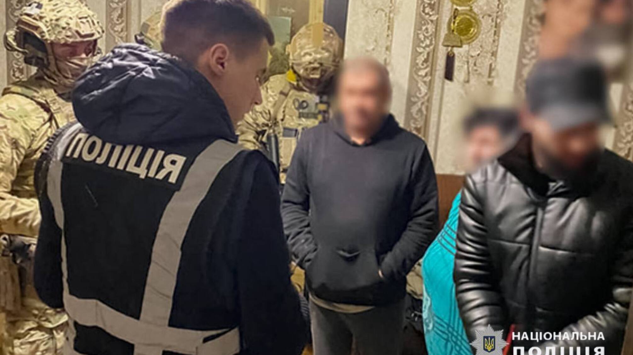 Вооруженная группировка в Киеве запугивала предпринимателей