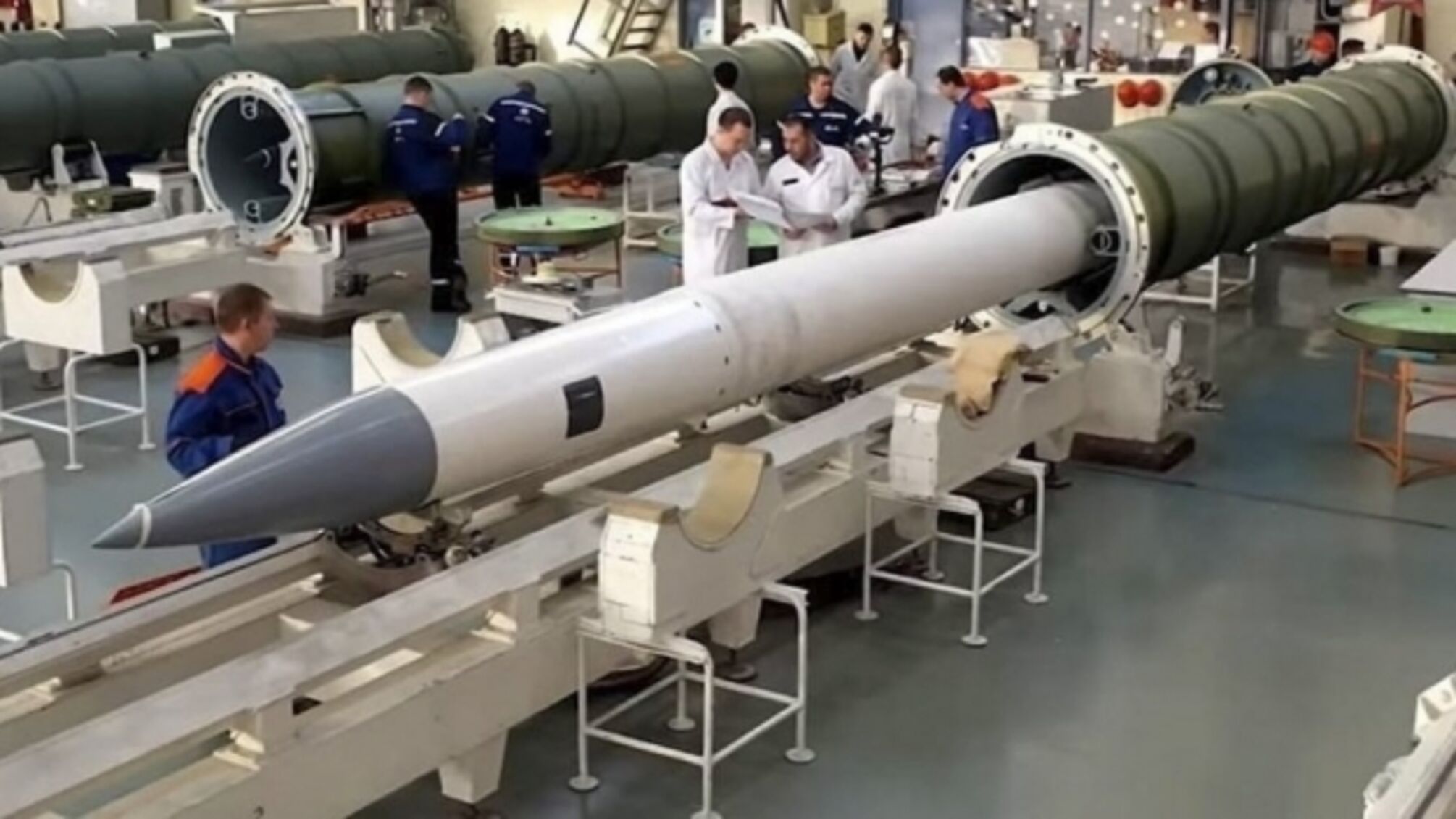 Українська розвідка розсекретила кількість ракет в арсеналах росії