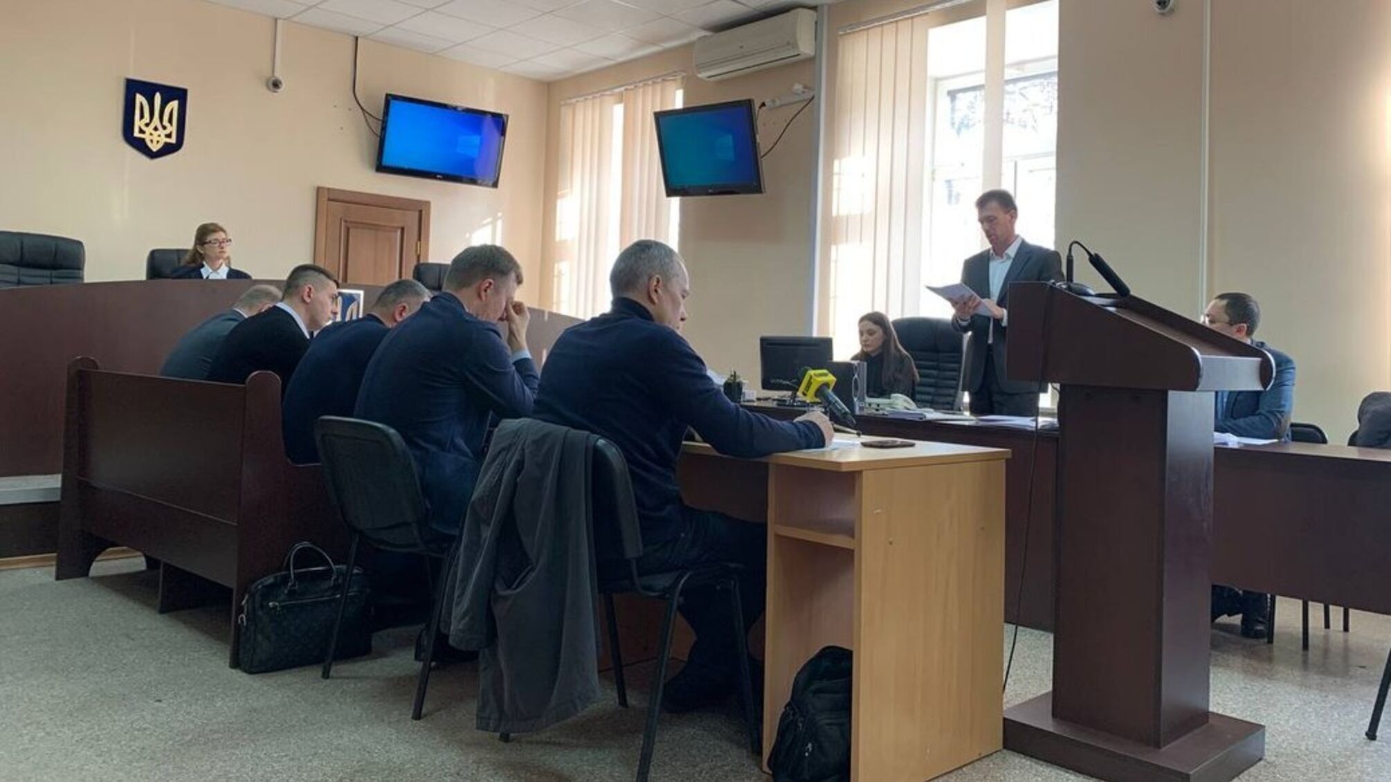 Печерский суд Киева избирал меру пресечения народному депутату Андрею Николаенко