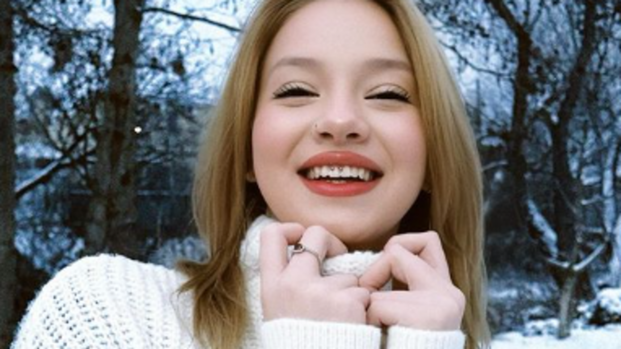 Дочь Евгения Кошевого продолжает косметические эксперименты: девушка сделала себе необычный пирсинг