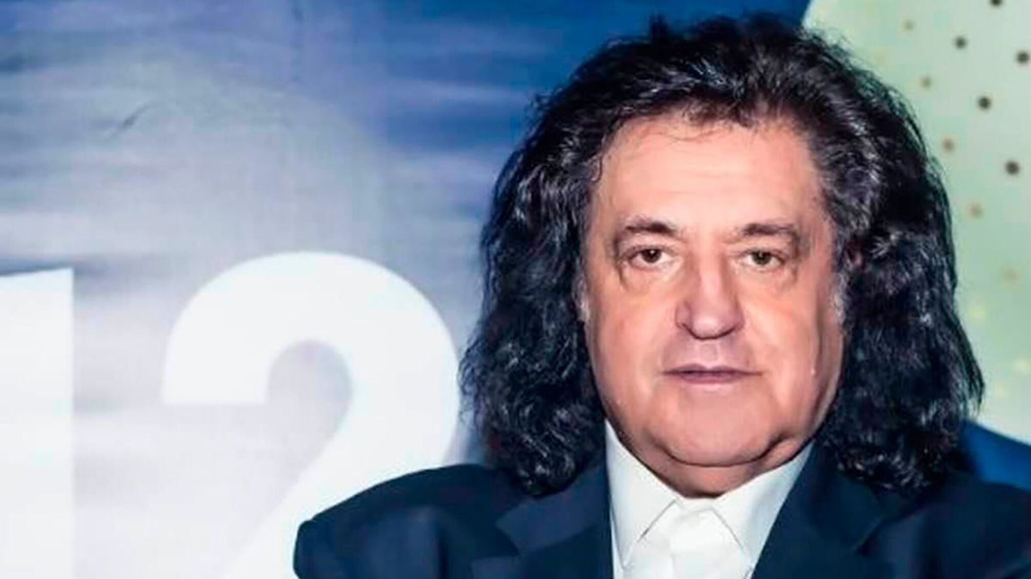 Иво Бобула в настоящее время состоит в четвертом браке, от которого имеет 18-летнего сына