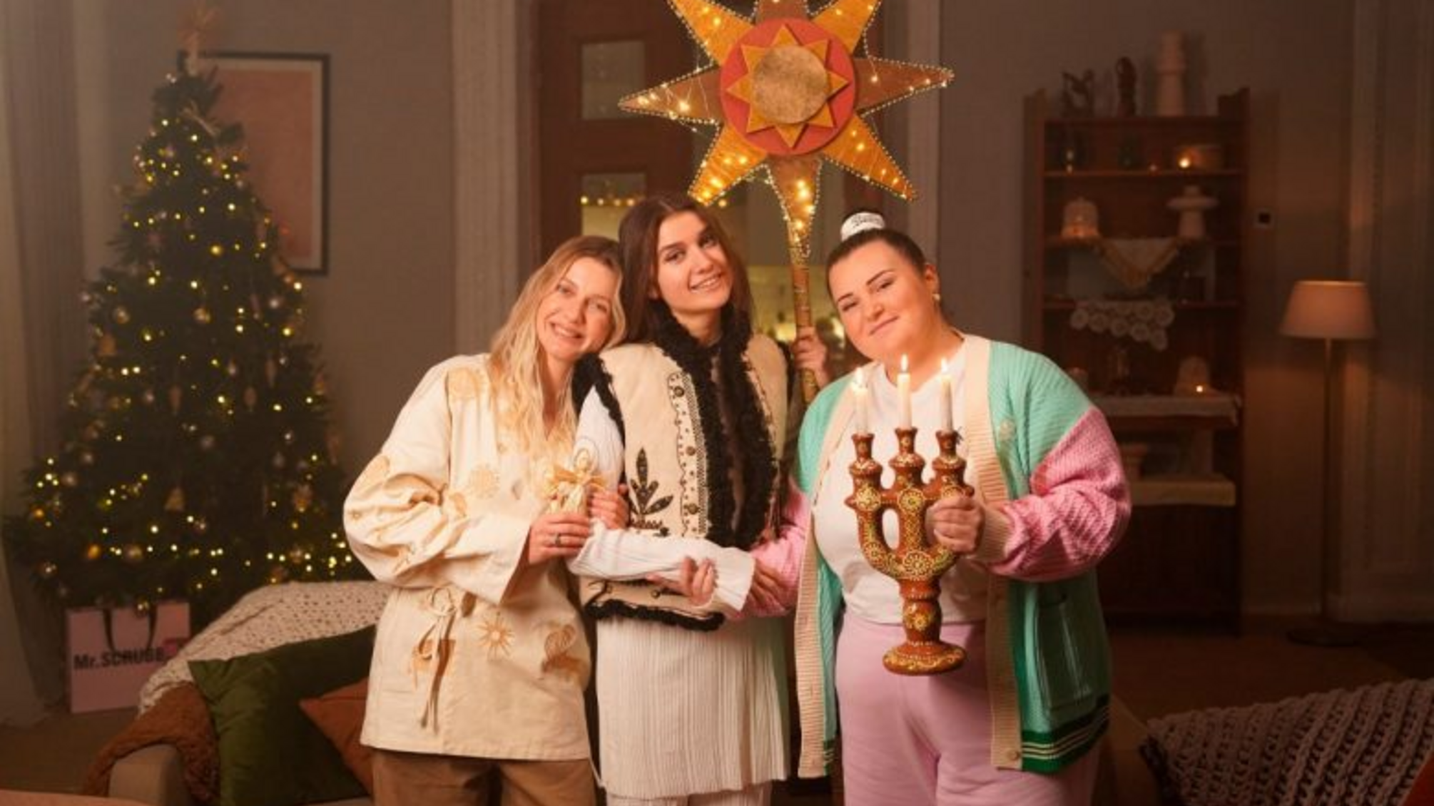 Alyona Alyona, Jerry Heil та Kola