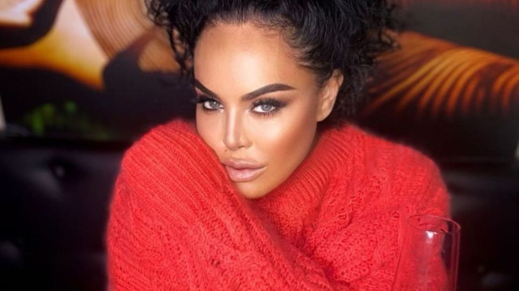 Оксана Байрак знову на батьківщині: що призвело до раптового повернення?