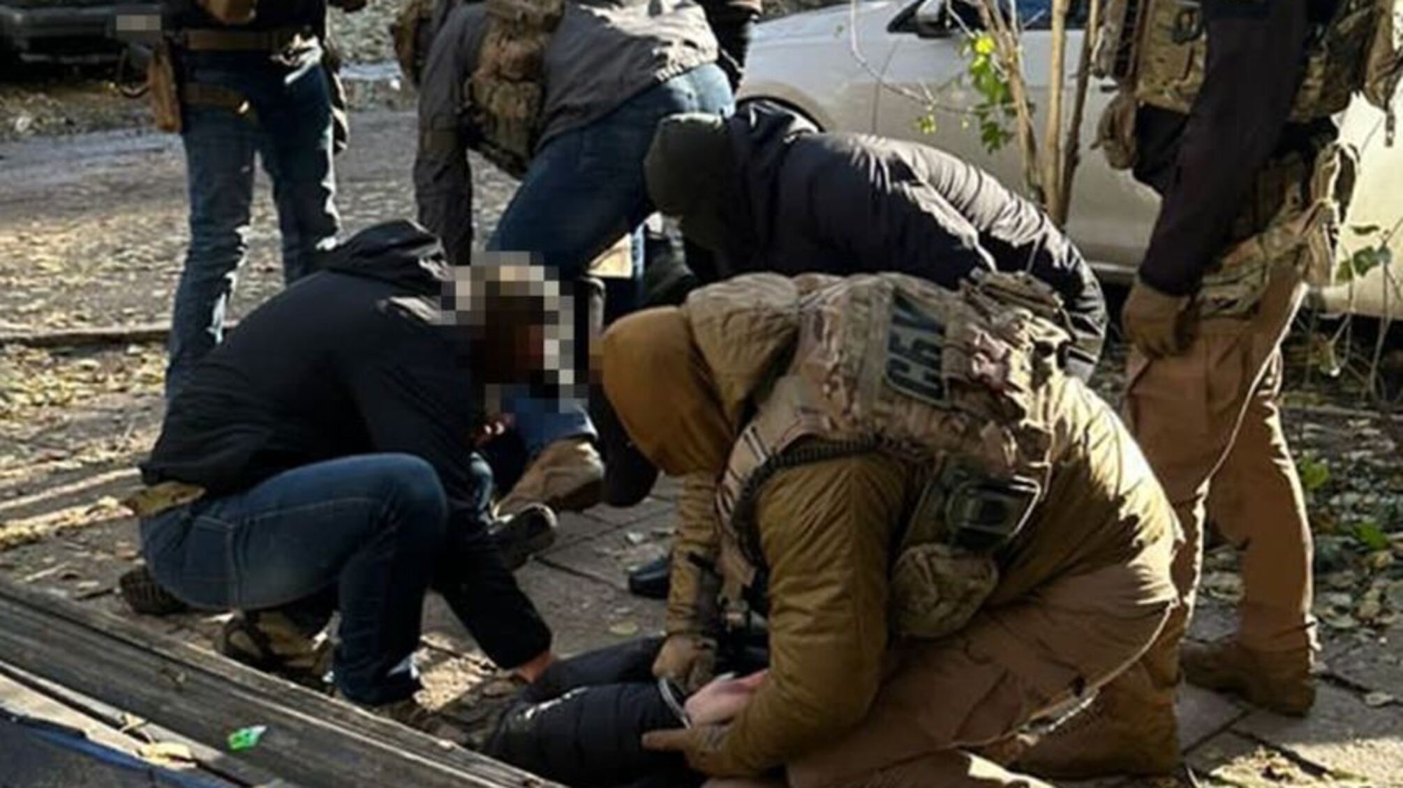 Выдавали себя за правоохранителей и 'облагали данью' уклонистов: в Одесской области разоблачили рэкетиров