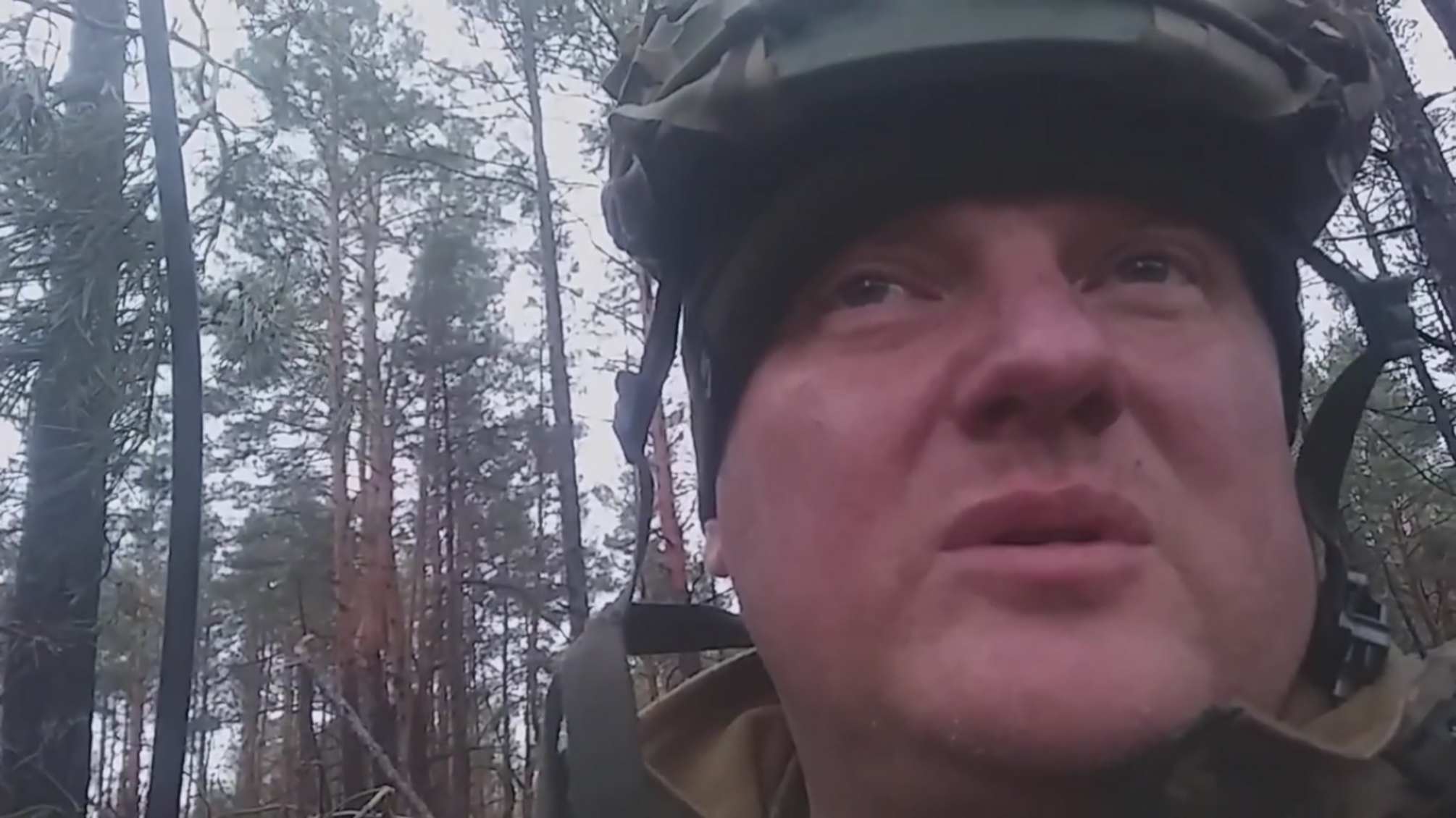 Бои на Купянском направлении: журналист ведет репортаж с окопа (видео)