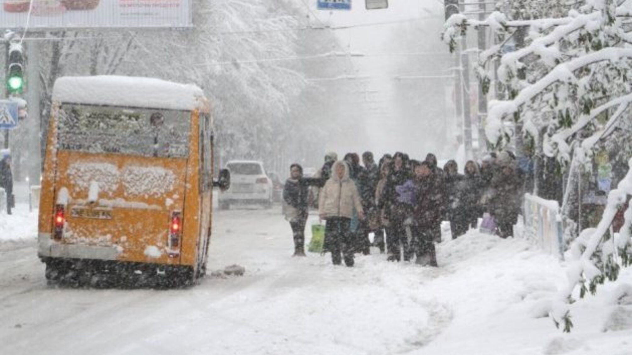 Часть транспорта переправят на разворот по улицам Большой Васильковской и Антоновича