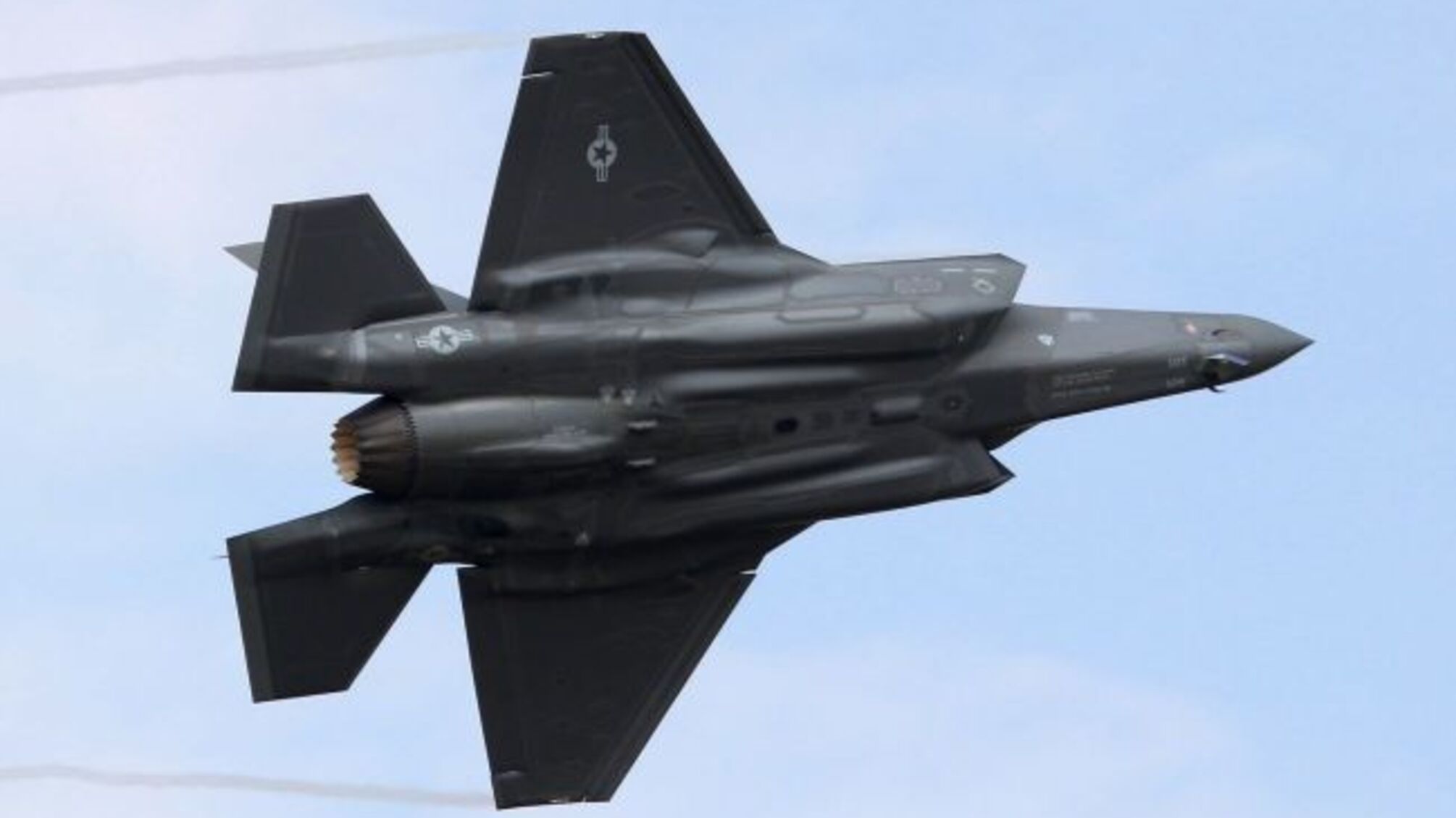 Военные самолеты РФ пересекли границу с НАТО