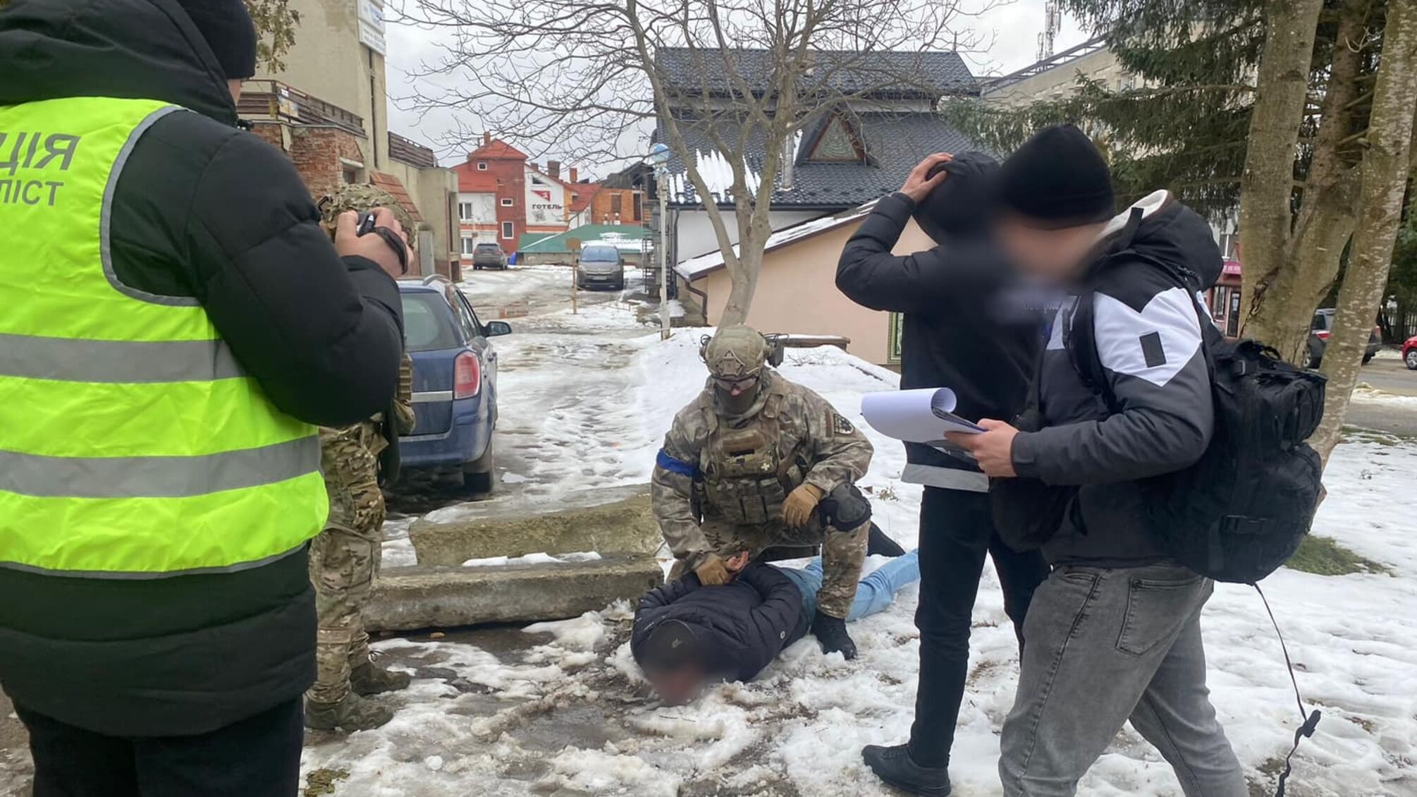 Львовянин продавал огнестрельное оружие, его задержали правоохранители