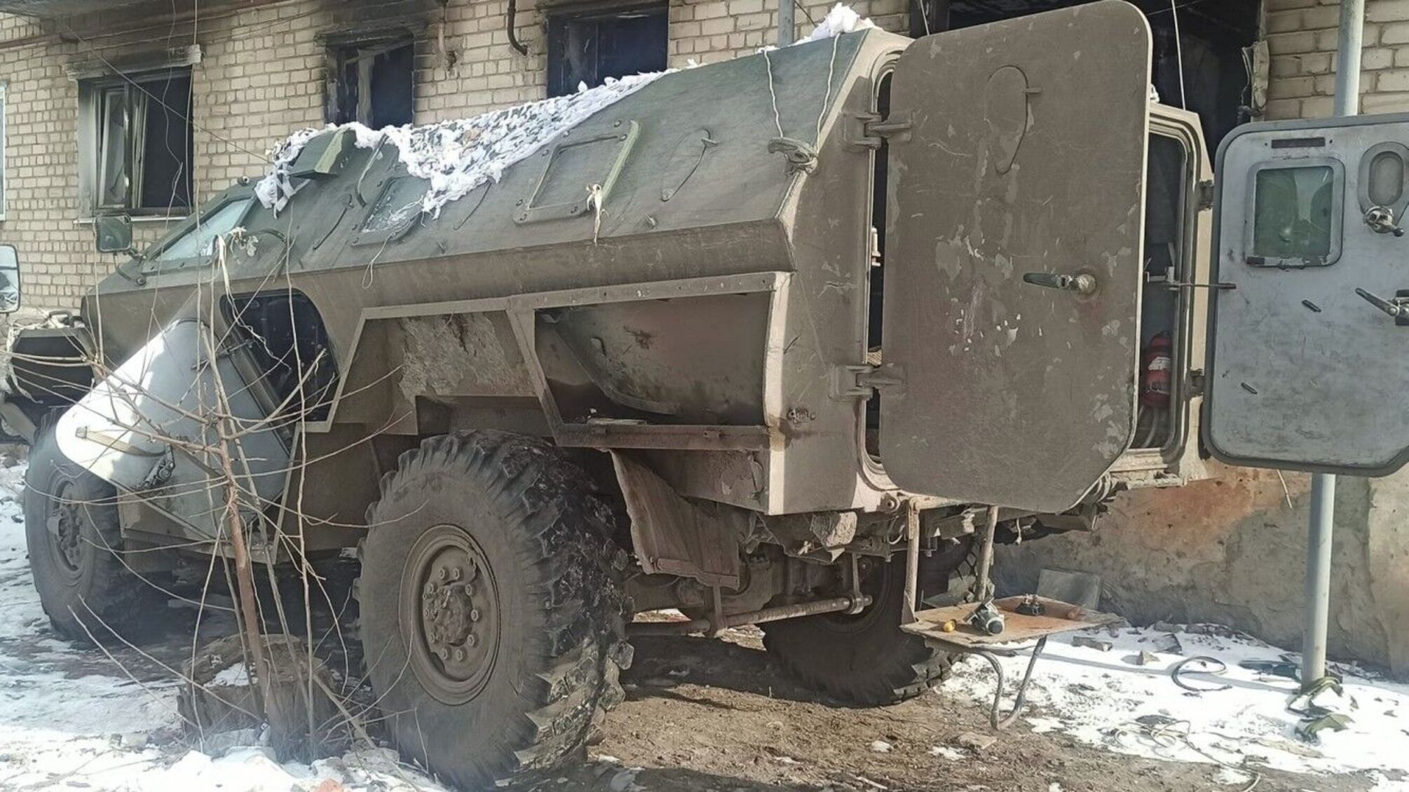 Украинские военные затрофеили редкий броневик ВС рф 'Выстрел' (фото)